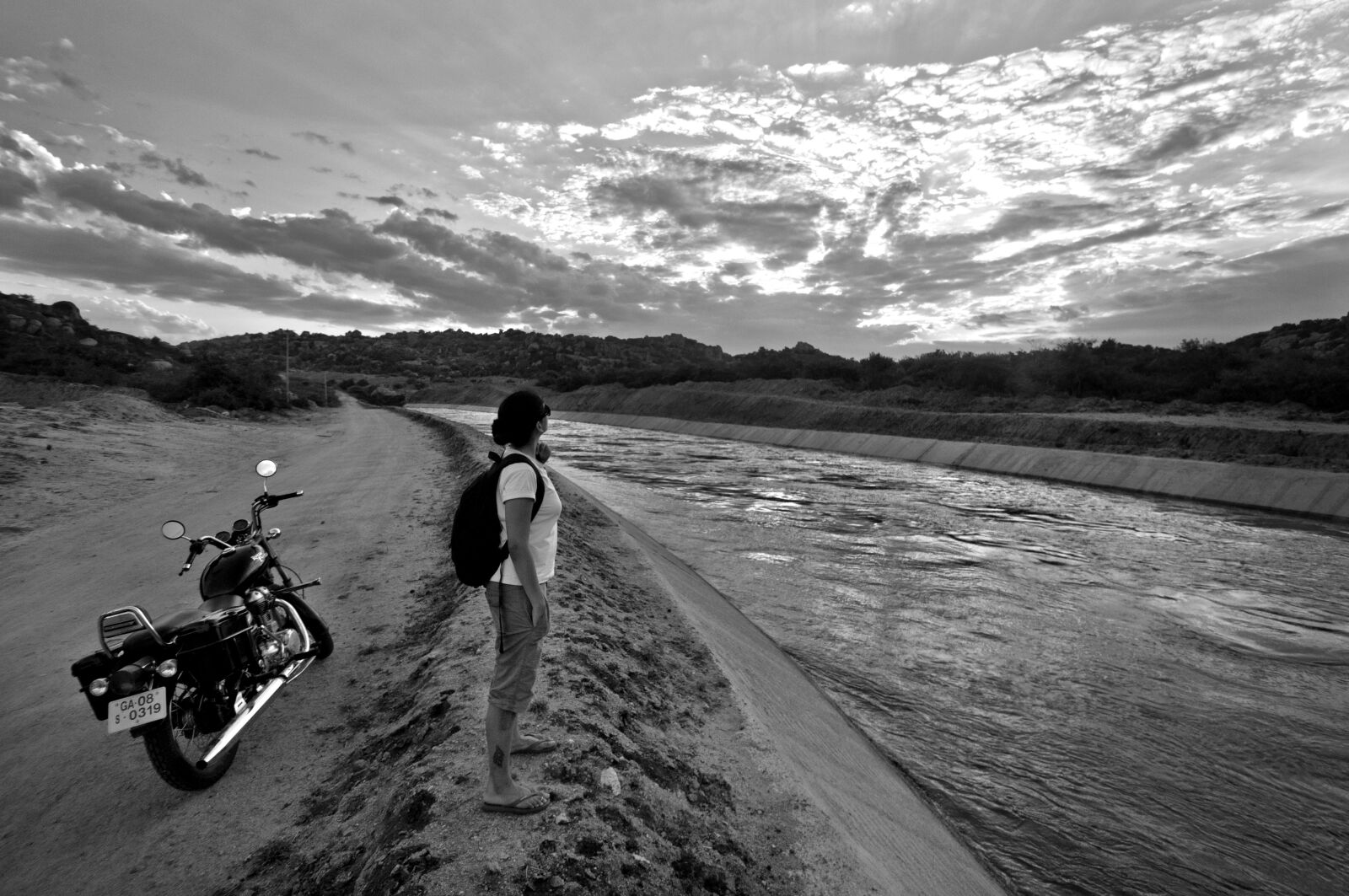 Nikon D5000 sample photo. Road, trip, travel photography
