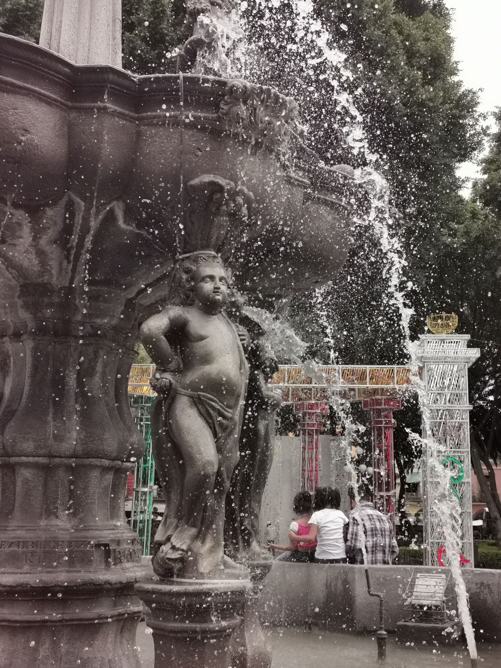 HUAWEI P30 Pro sample photo. Source, water, angel photography