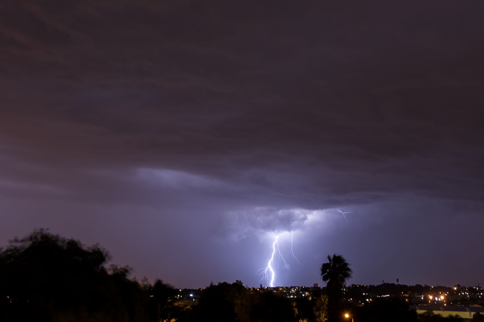 Nikon D7200 sample photo. Lightning, night, storm photography