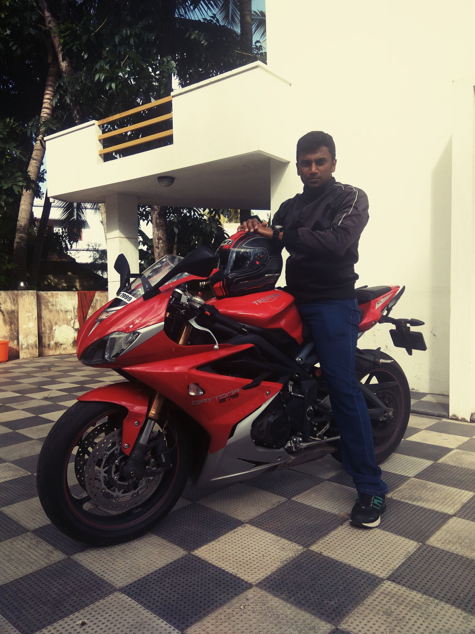 Xiaomi Redmi Note3 sample photo. Superbike, daytona, triumph photography