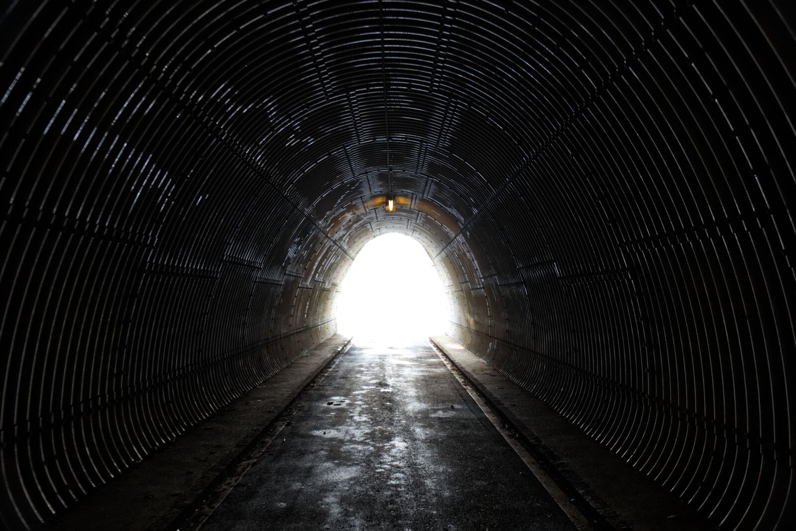 Canon EOS 800D (EOS Rebel T7i / EOS Kiss X9i) sample photo. Tunnel, light, shadow photography