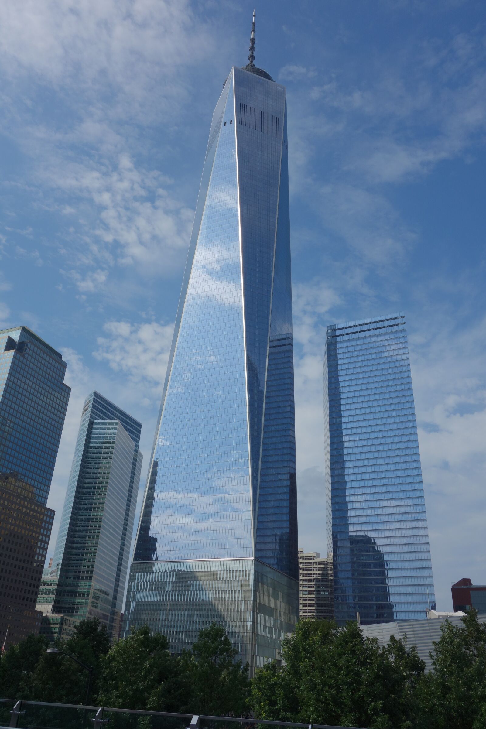 Sony Cyber-shot DSC-RX100 sample photo. One world trade center photography