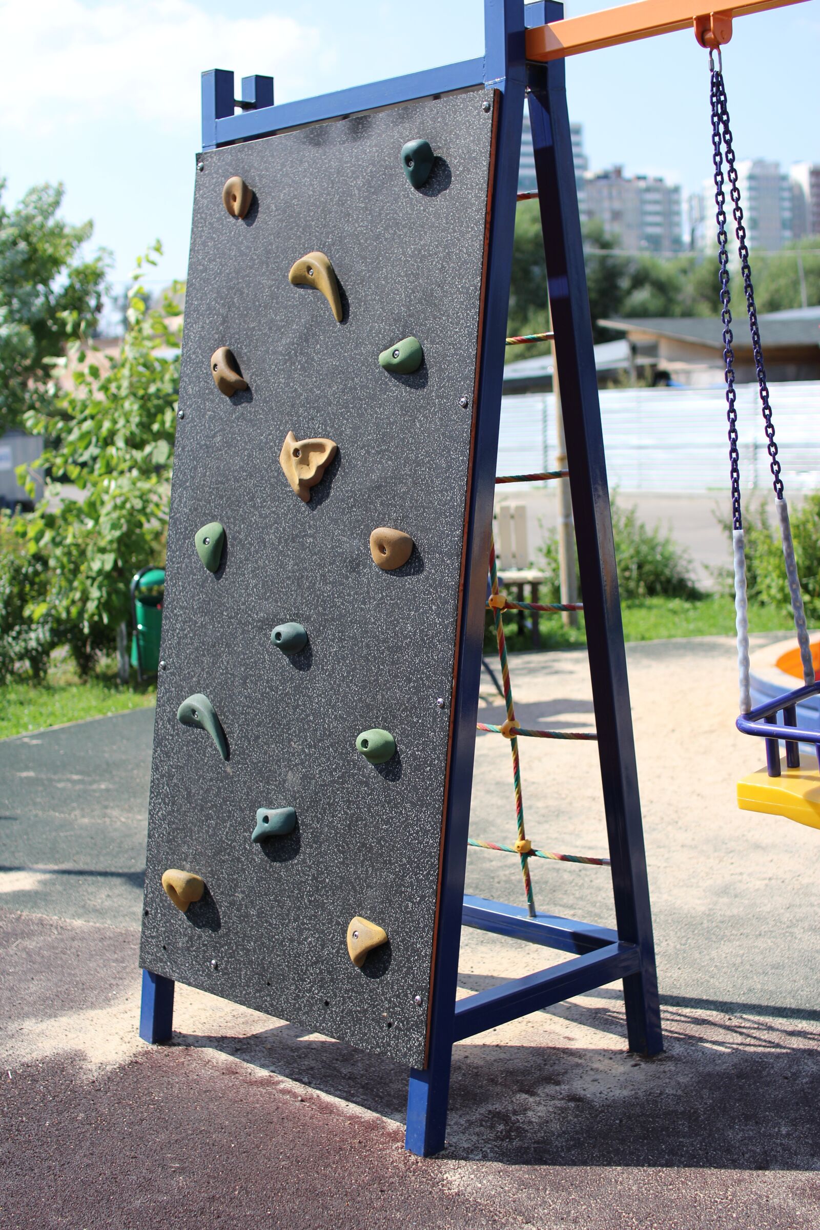 Canon EOS 60D sample photo. Playground, outdoors, travel photography