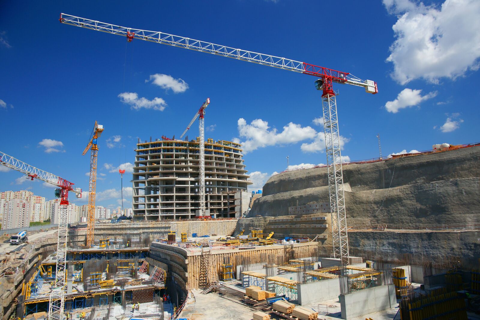 Sony Alpha DSLR-A850 sample photo. Construction, building, crane photography