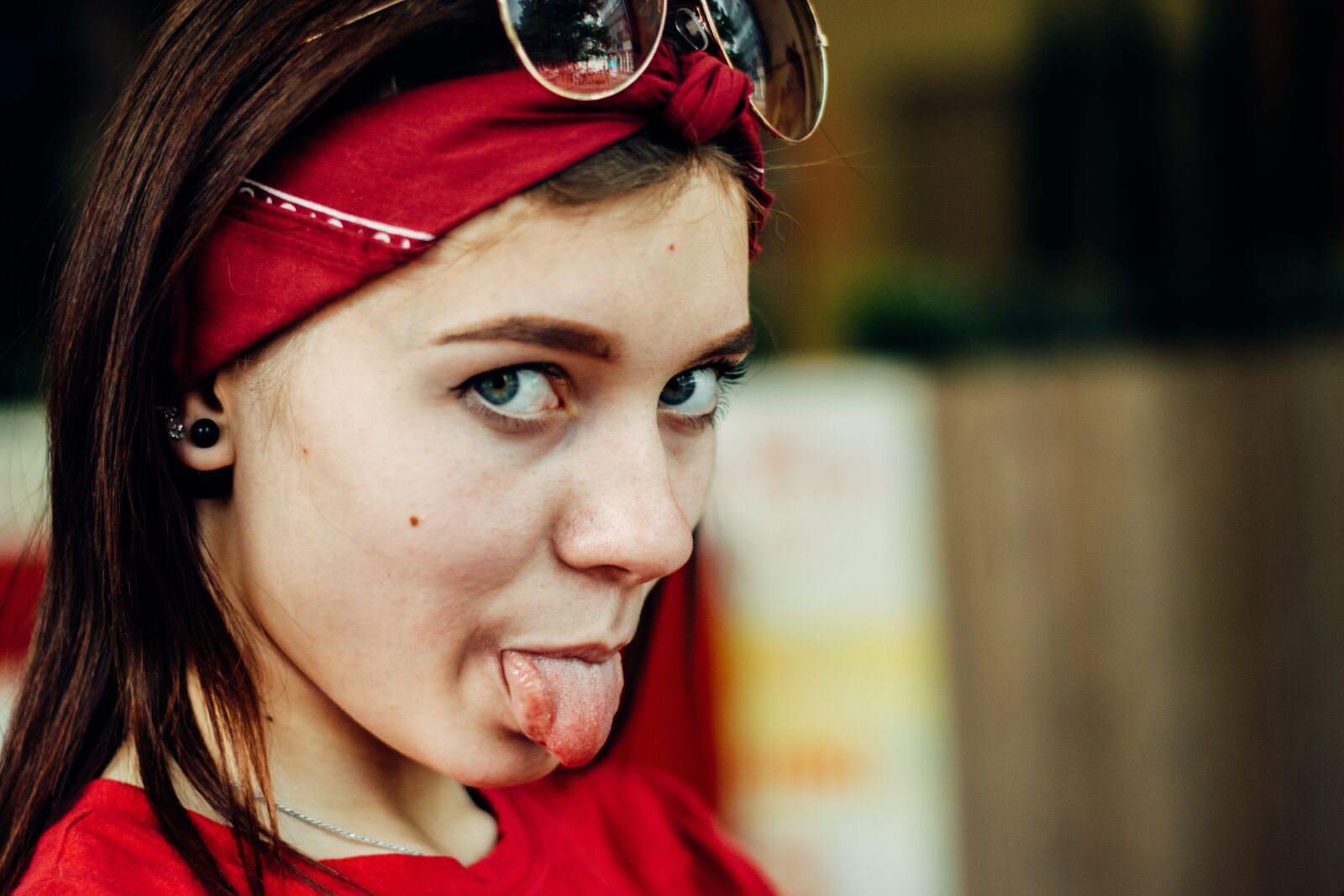 Nikon D5300 sample photo. The language, glasses, girl photography