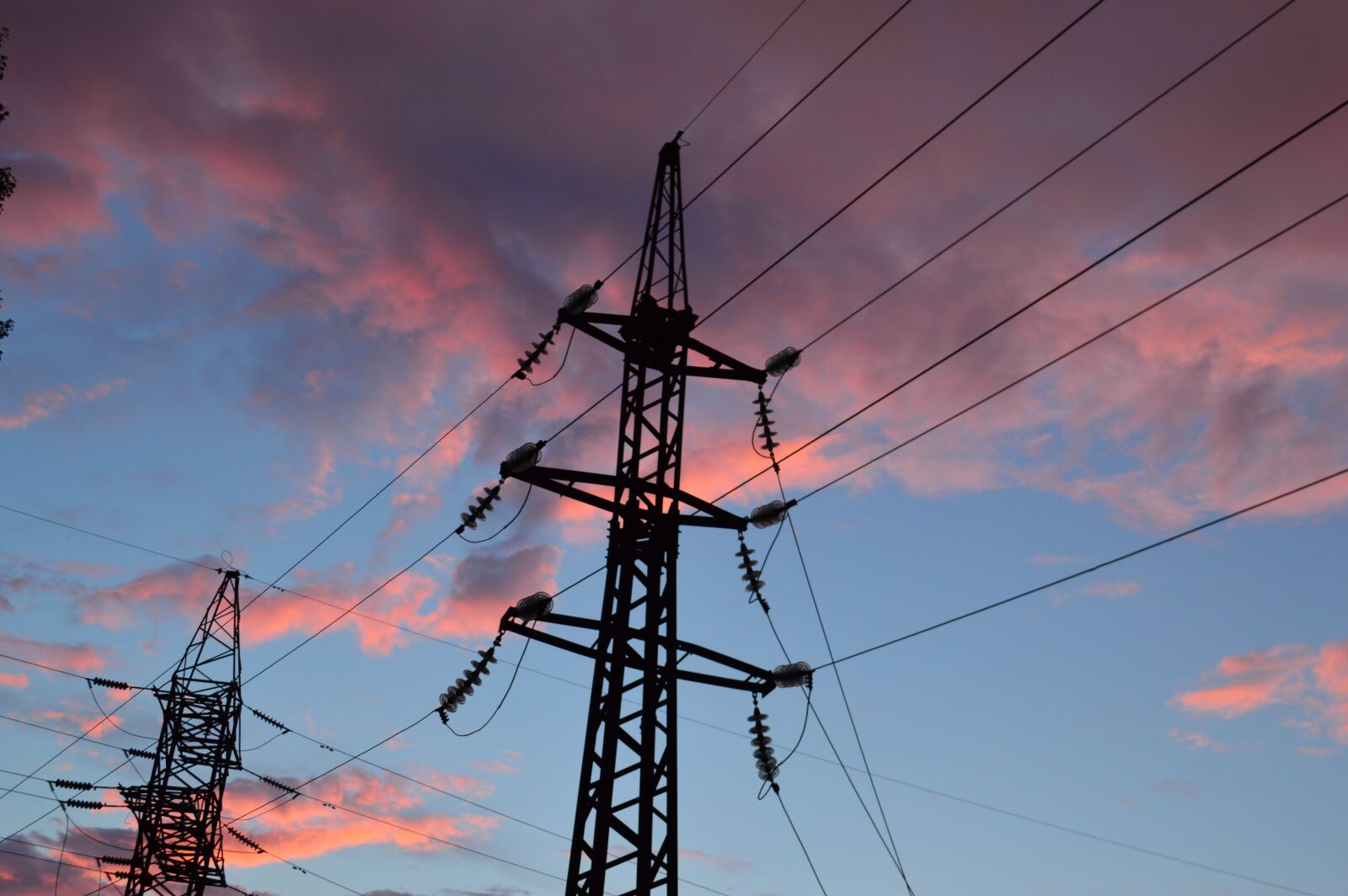 Nikon D3200 sample photo. Lap, high-voltage line, electric photography