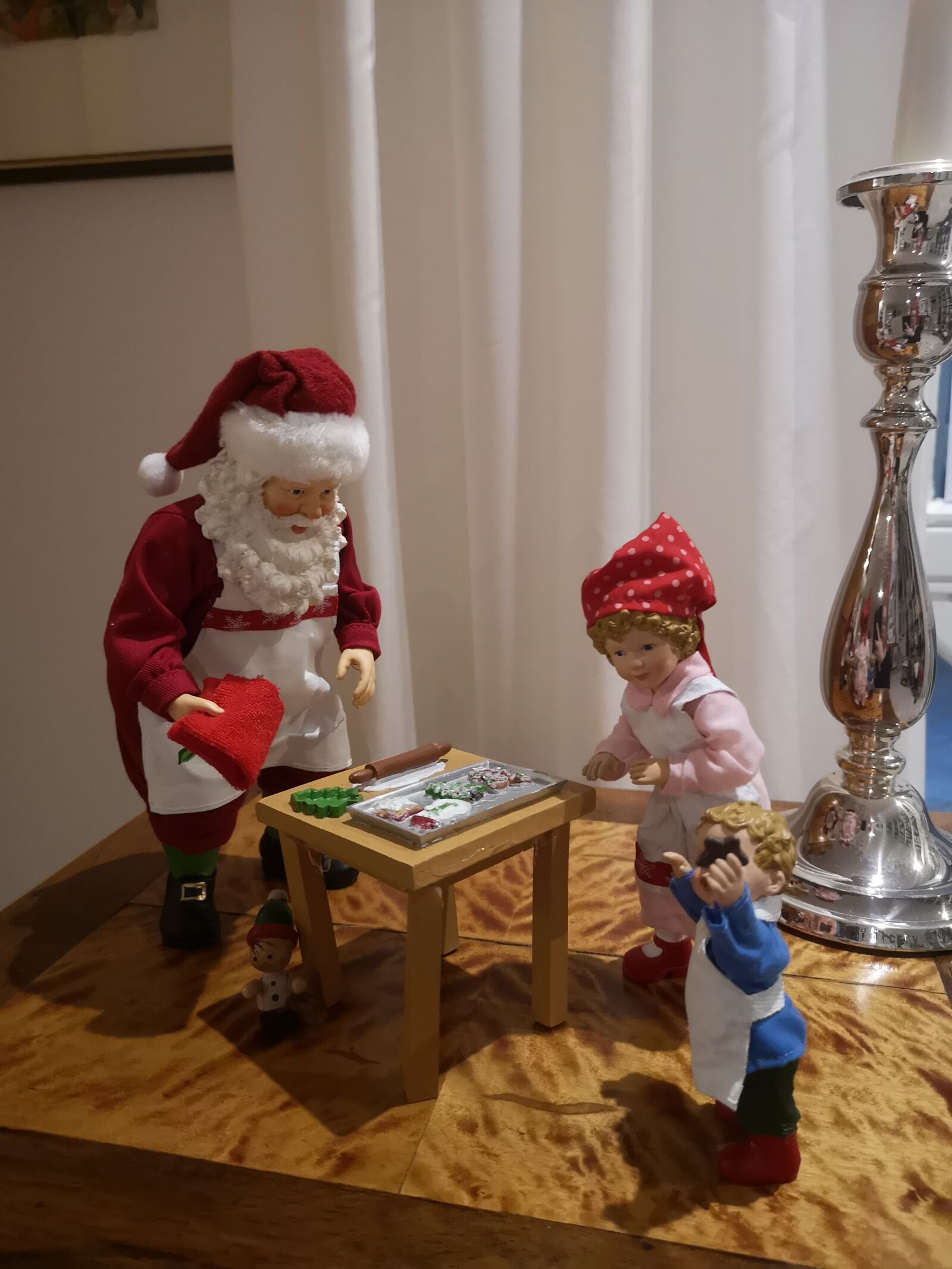 HUAWEI CLT-L29 sample photo. Christmas, santa claus, baking photography
