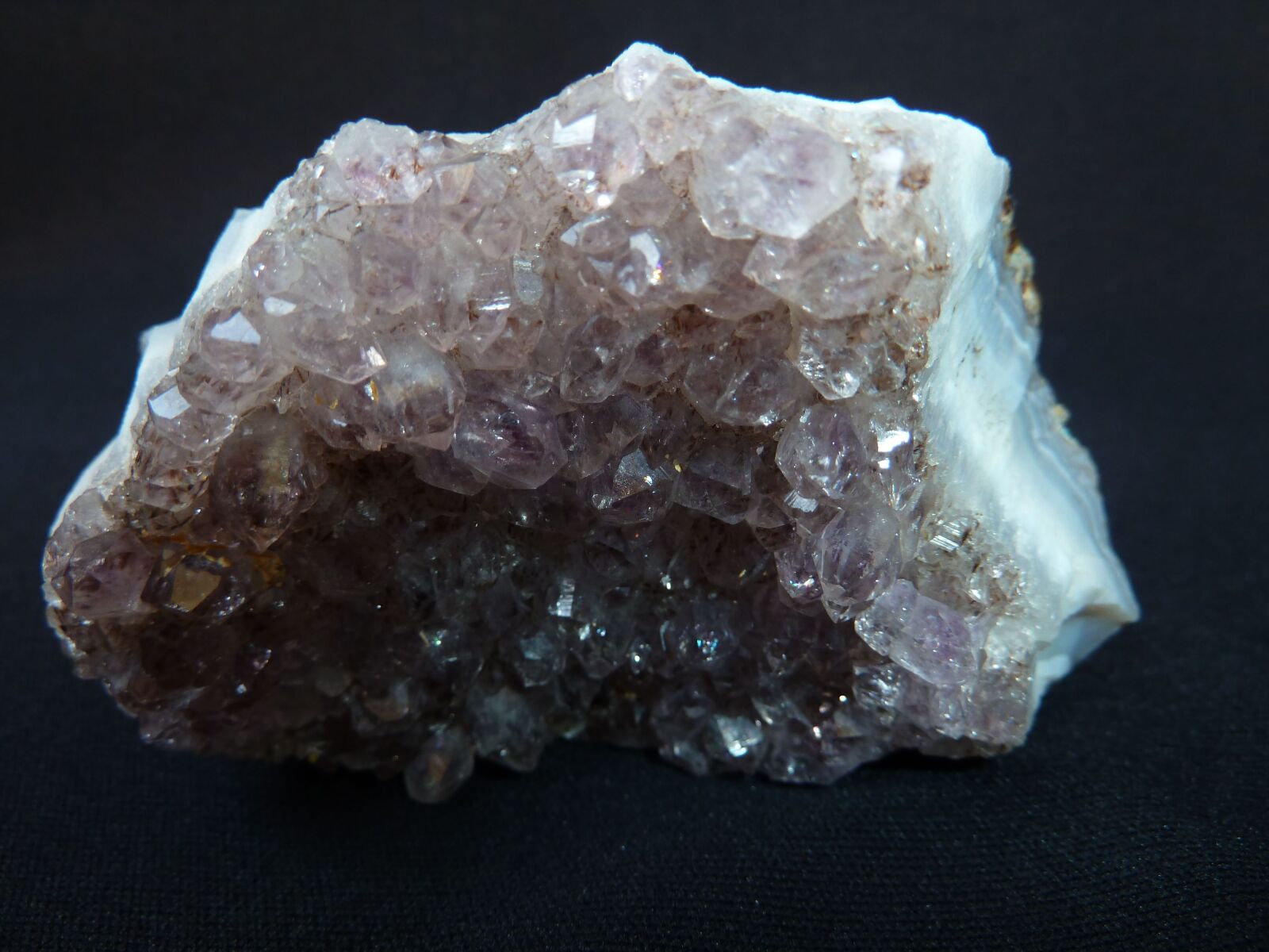 Panasonic Lumix DMC-ZS7 (Lumix DMC-TZ10) sample photo. Amethyst, agate, violet photography