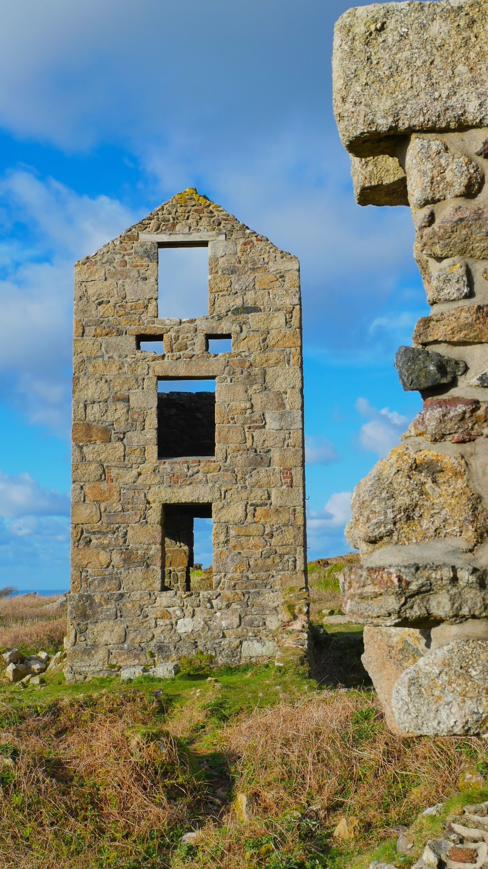 Panasonic Lumix DMC-GH4 sample photo. Mural, stone building, stone photography