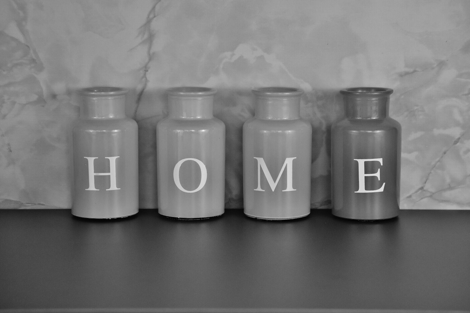 Nikon D7200 sample photo. Black and white, home photography