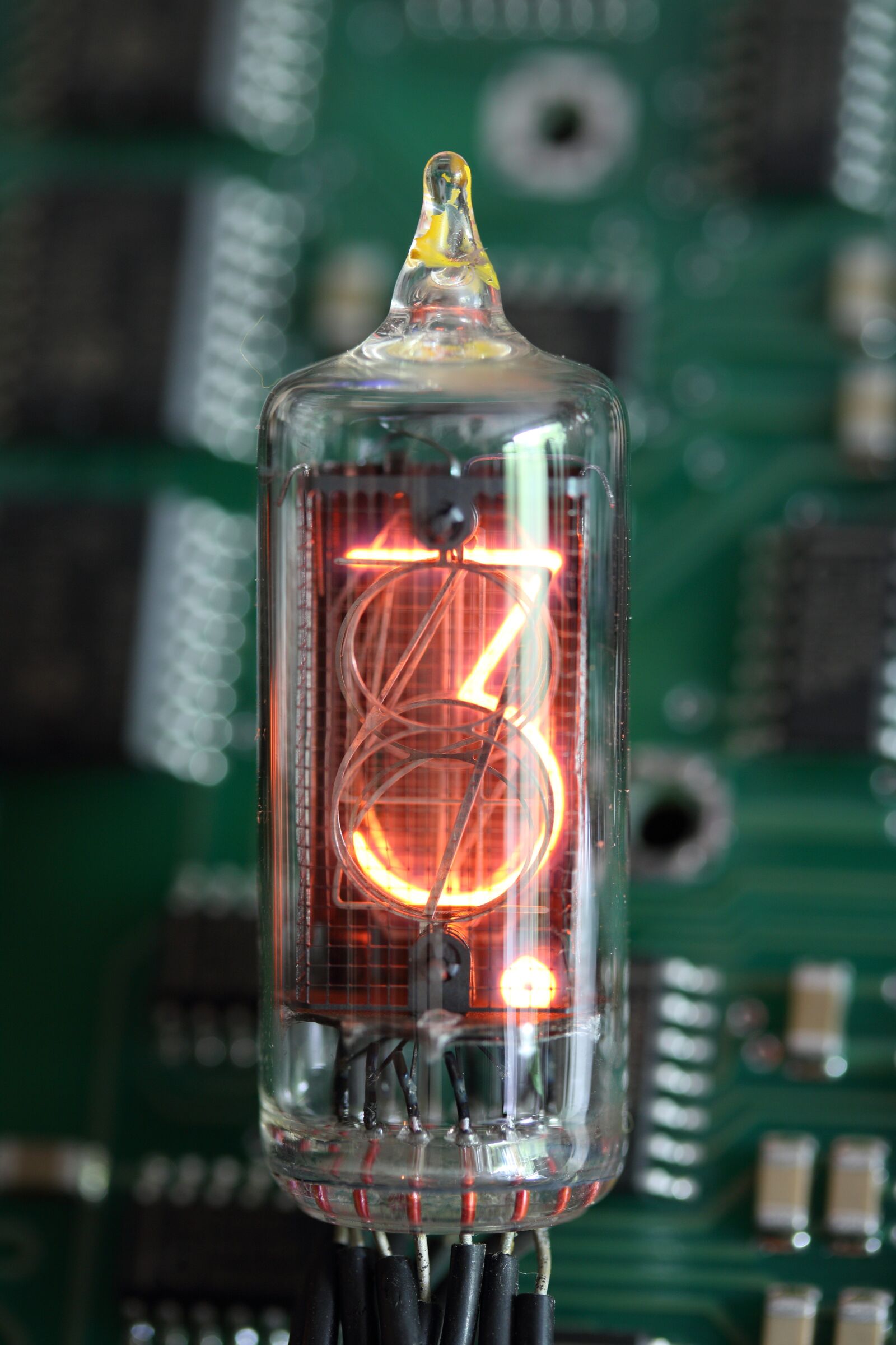 Canon EF-S 60mm F2.8 Macro USM sample photo. Nixie, tube, indicator photography