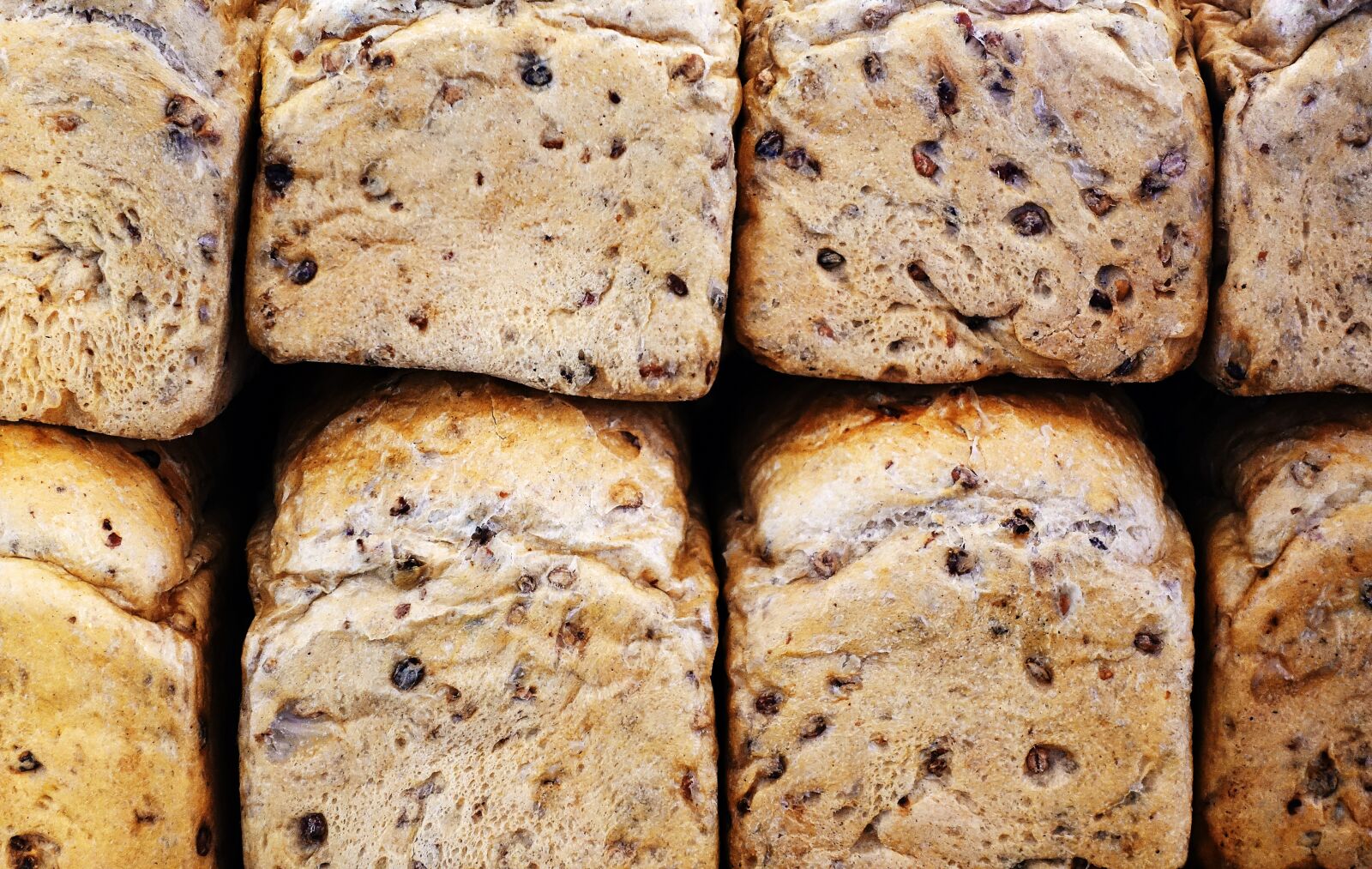 Sony DSC-RX100M5 sample photo. Bread, loaves, loaf photography