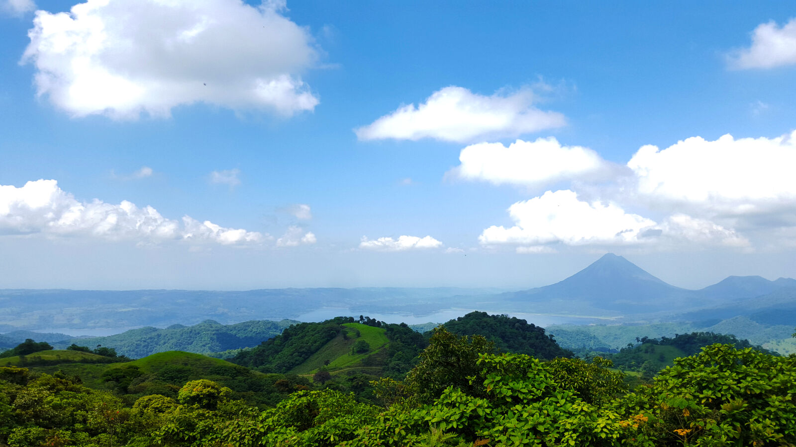 Samsung Galaxy S6 sample photo. Arenal, mountain, volcano, costarica photography