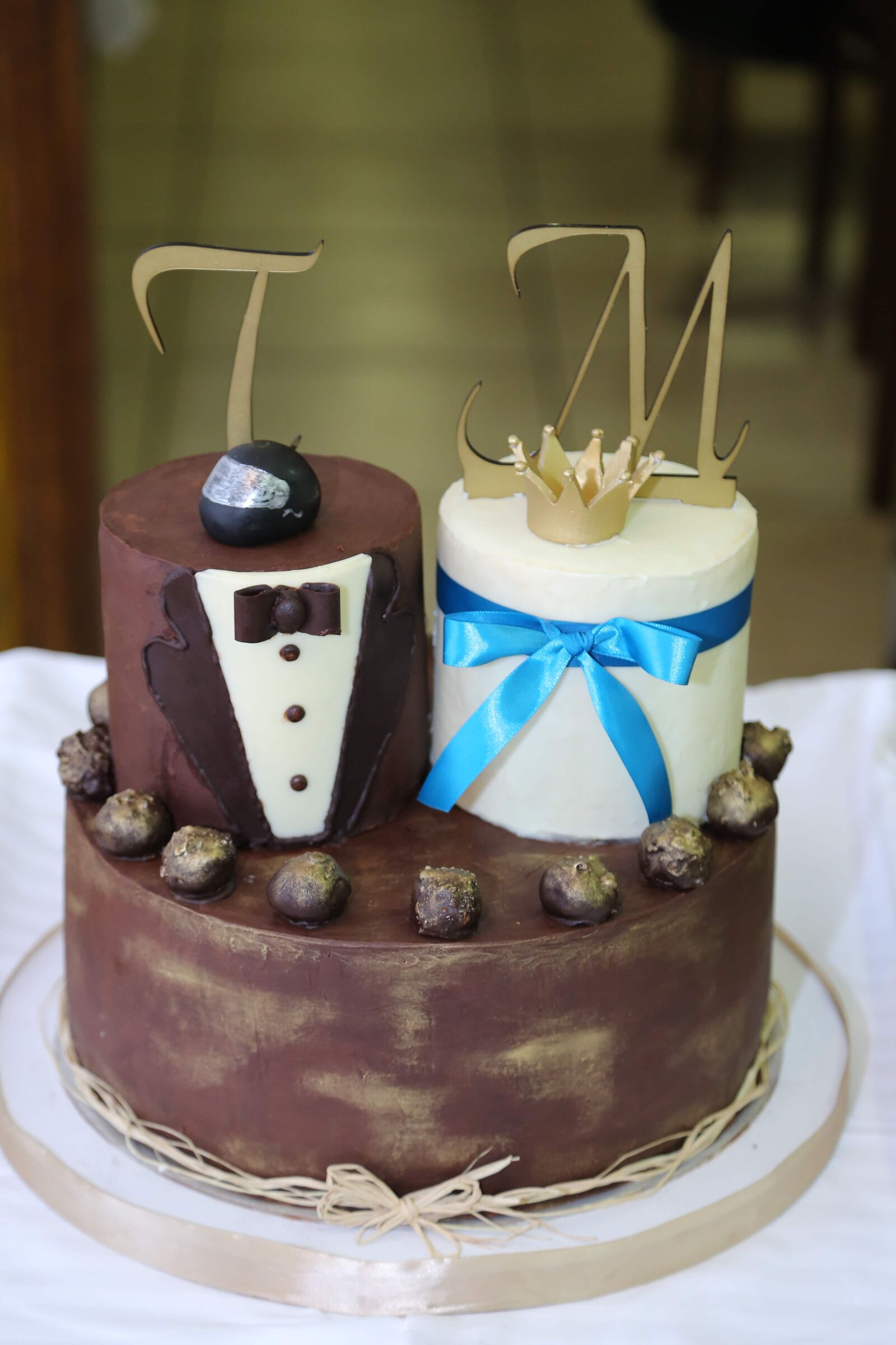 Canon EF 24-105mm F4L IS USM sample photo. Chocolate, cake, chocolate cake photography