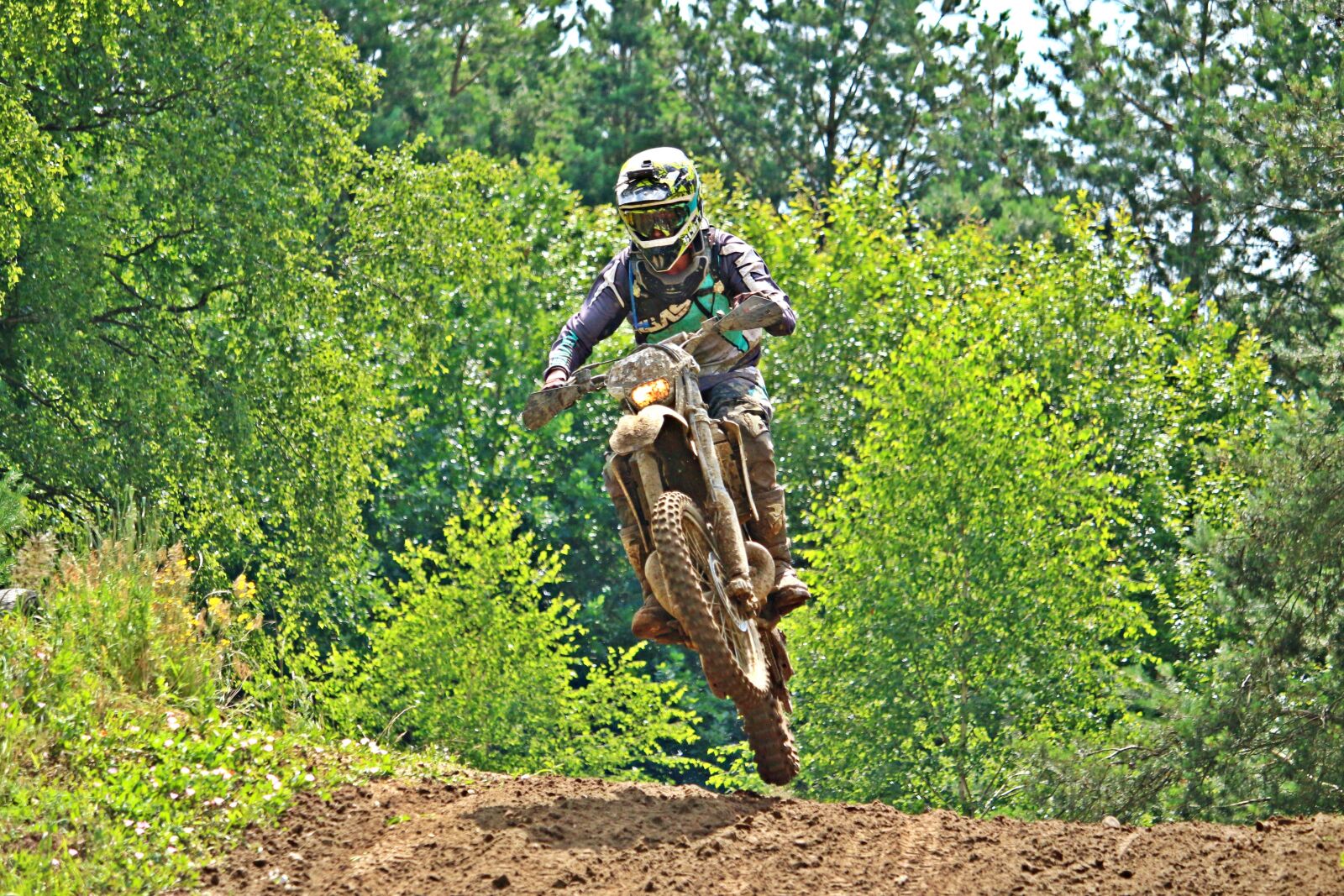 Canon EOS 100D (EOS Rebel SL1 / EOS Kiss X7) sample photo. Enduro, motocross, motorcycle photography