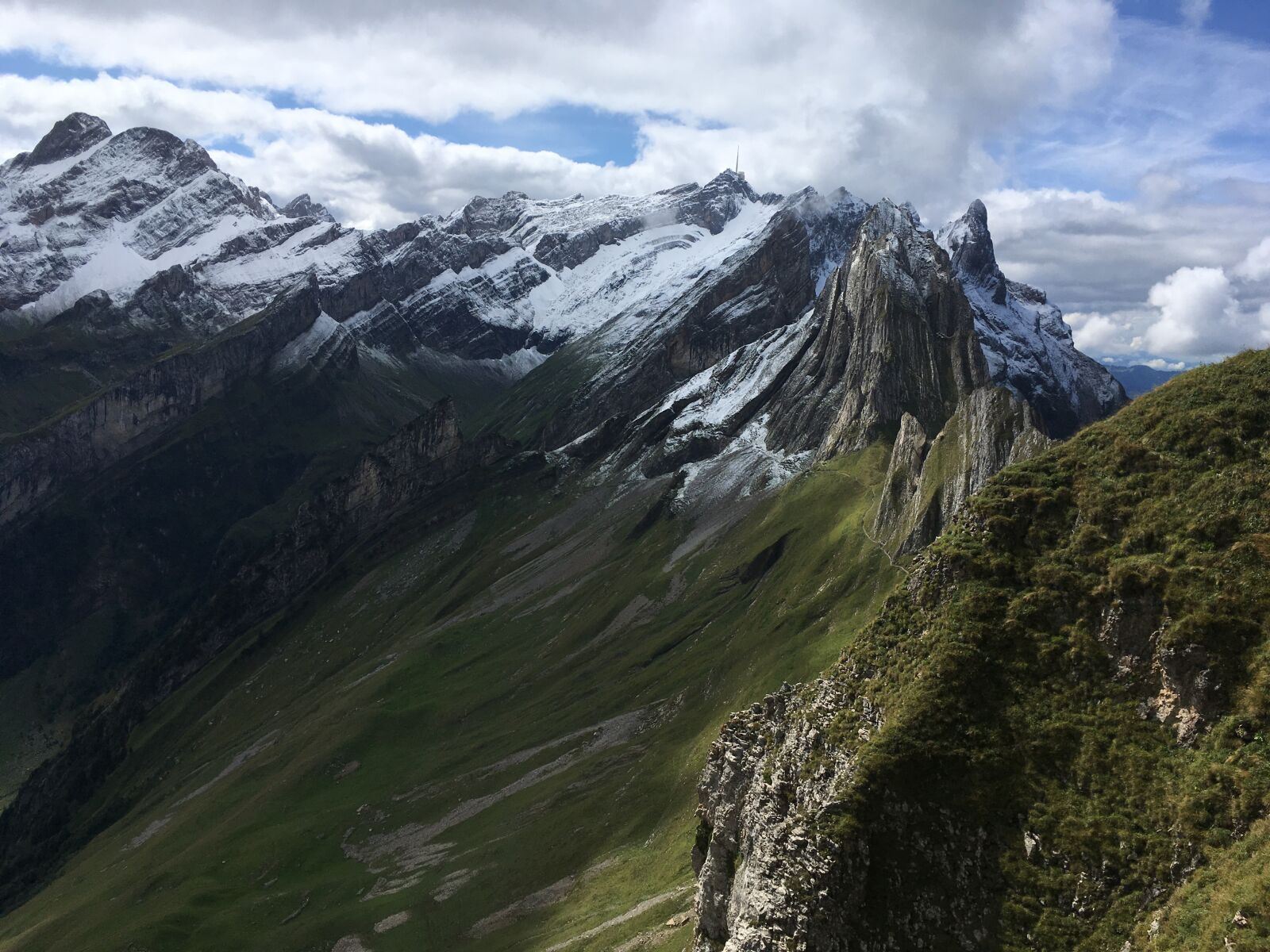 iPhone SE back camera 4.15mm f/2.2 sample photo. Switzerland, appenzeller, appenzell photography