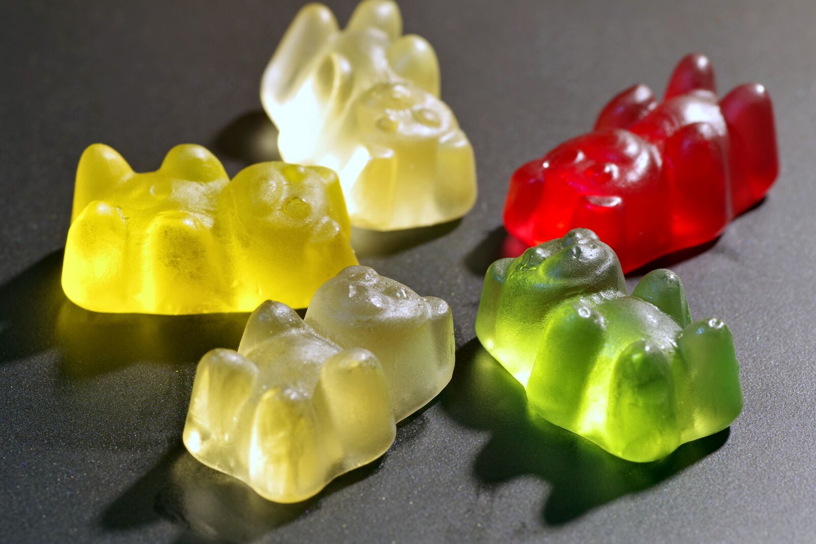 Pentax K-S2 sample photo. Sweets, jelly beans, bears photography