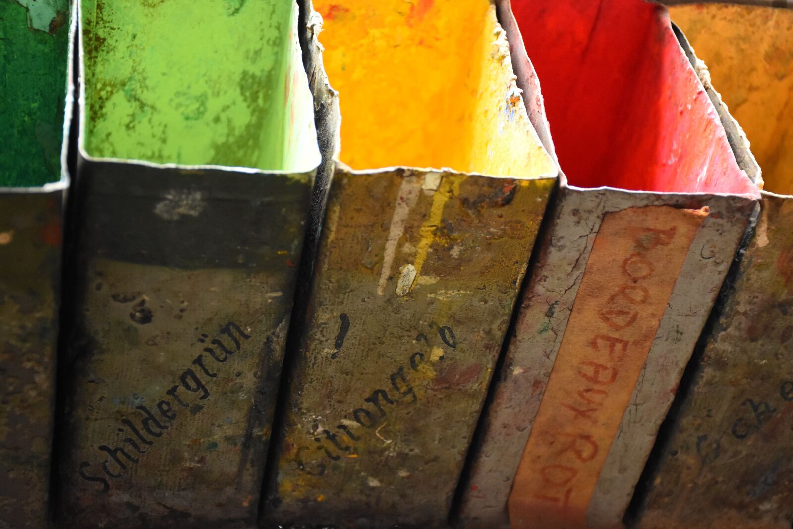 Nikon D7200 sample photo. Color, ink cups, ink photography
