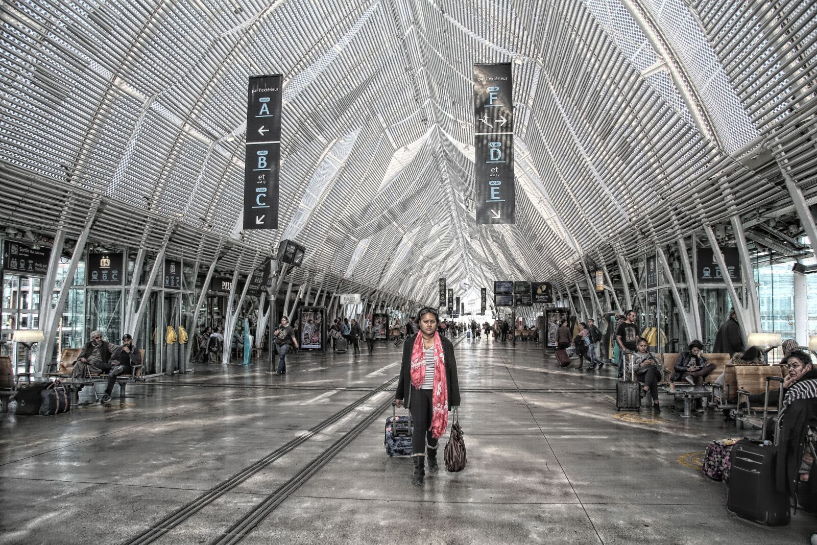 Canon EOS 5D Mark III sample photo. Station, transport, travel photography