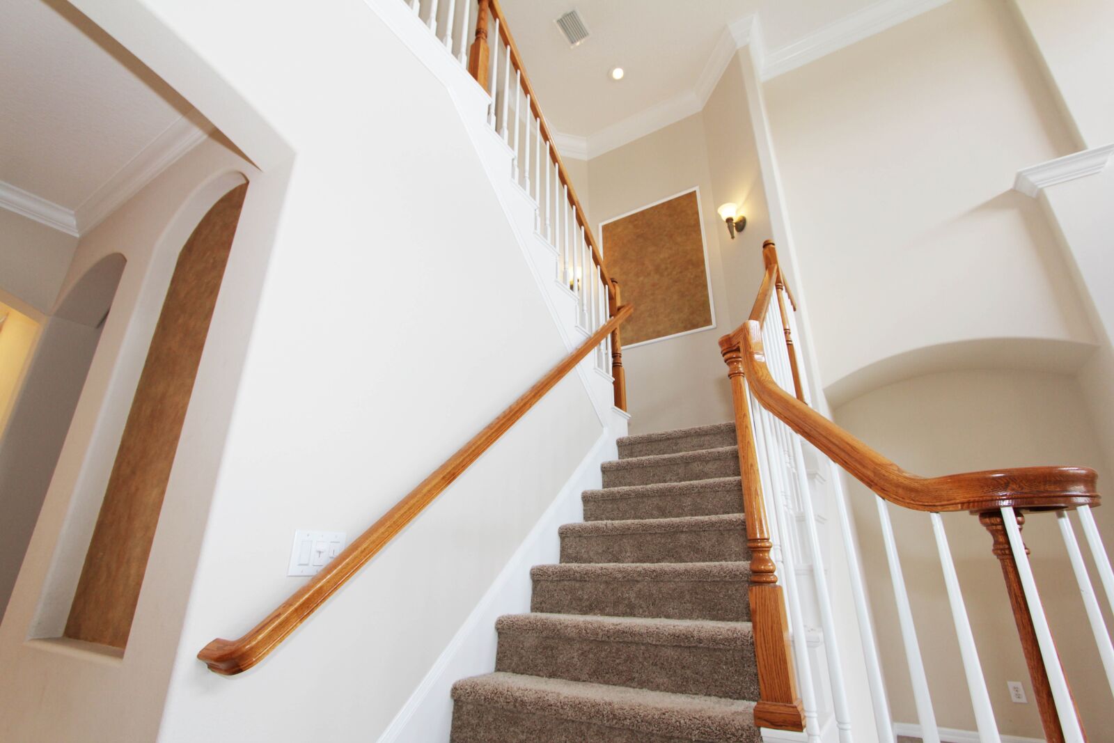 Canon EF-S 10-22mm F3.5-4.5 USM sample photo. Staircase, carpeted, house photography