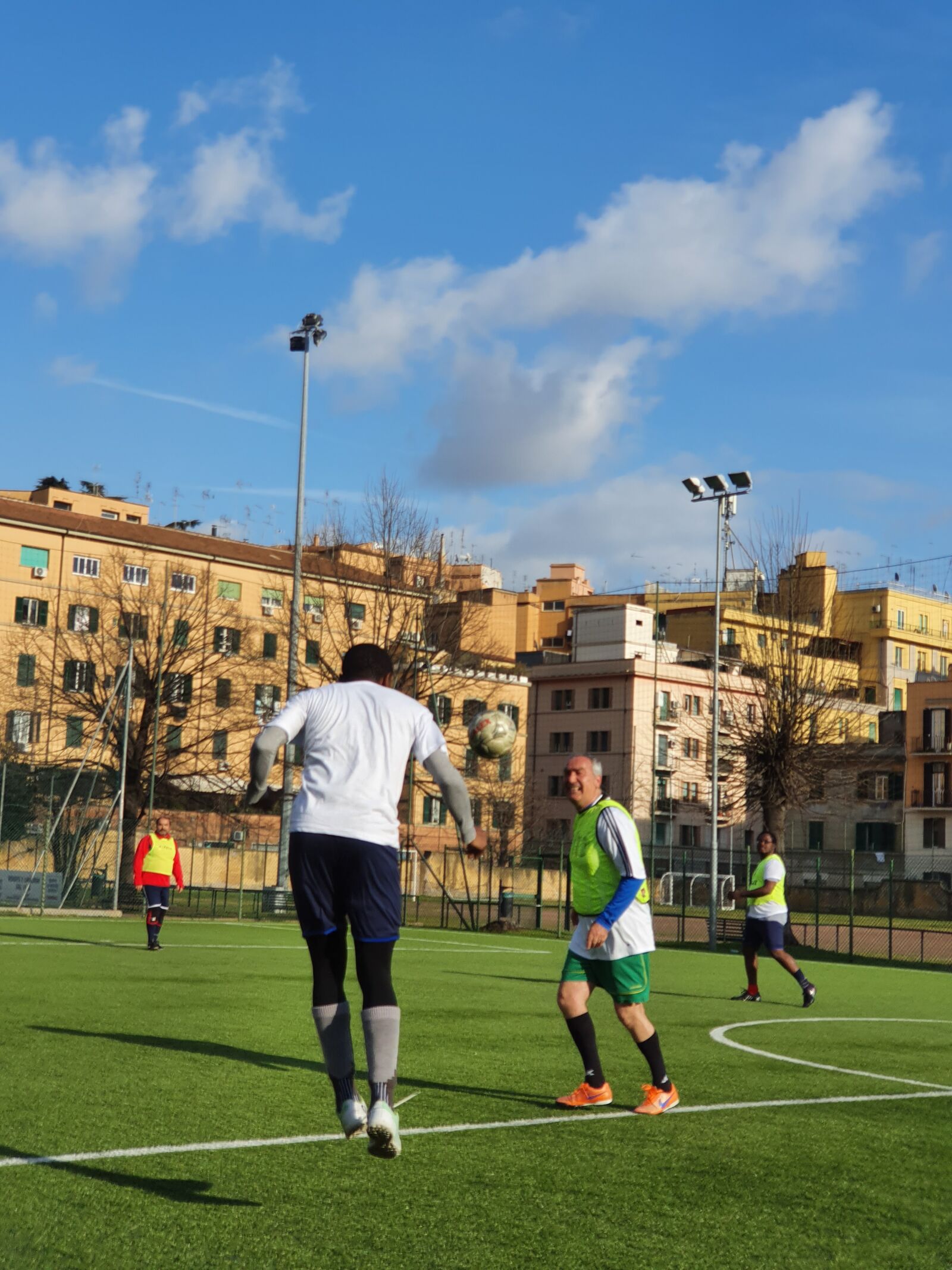 Samsung Galaxy S10+ sample photo. Football, game, jump photography