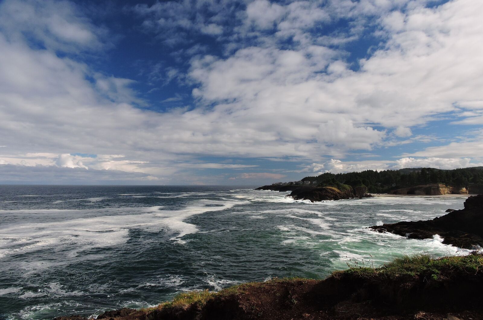 Nikon Coolpix P600 sample photo. Rocky creek viewpoint, ocean photography
