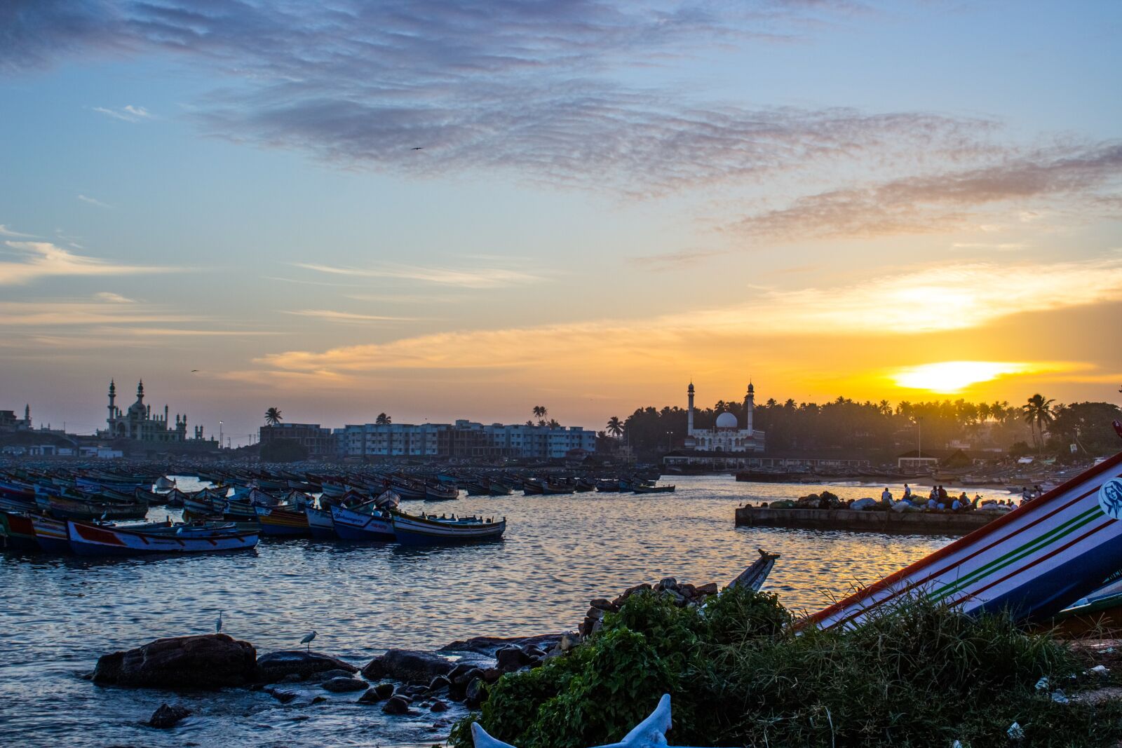 Canon EOS 700D (EOS Rebel T5i / EOS Kiss X7i) sample photo. Sunset, dock, boats photography