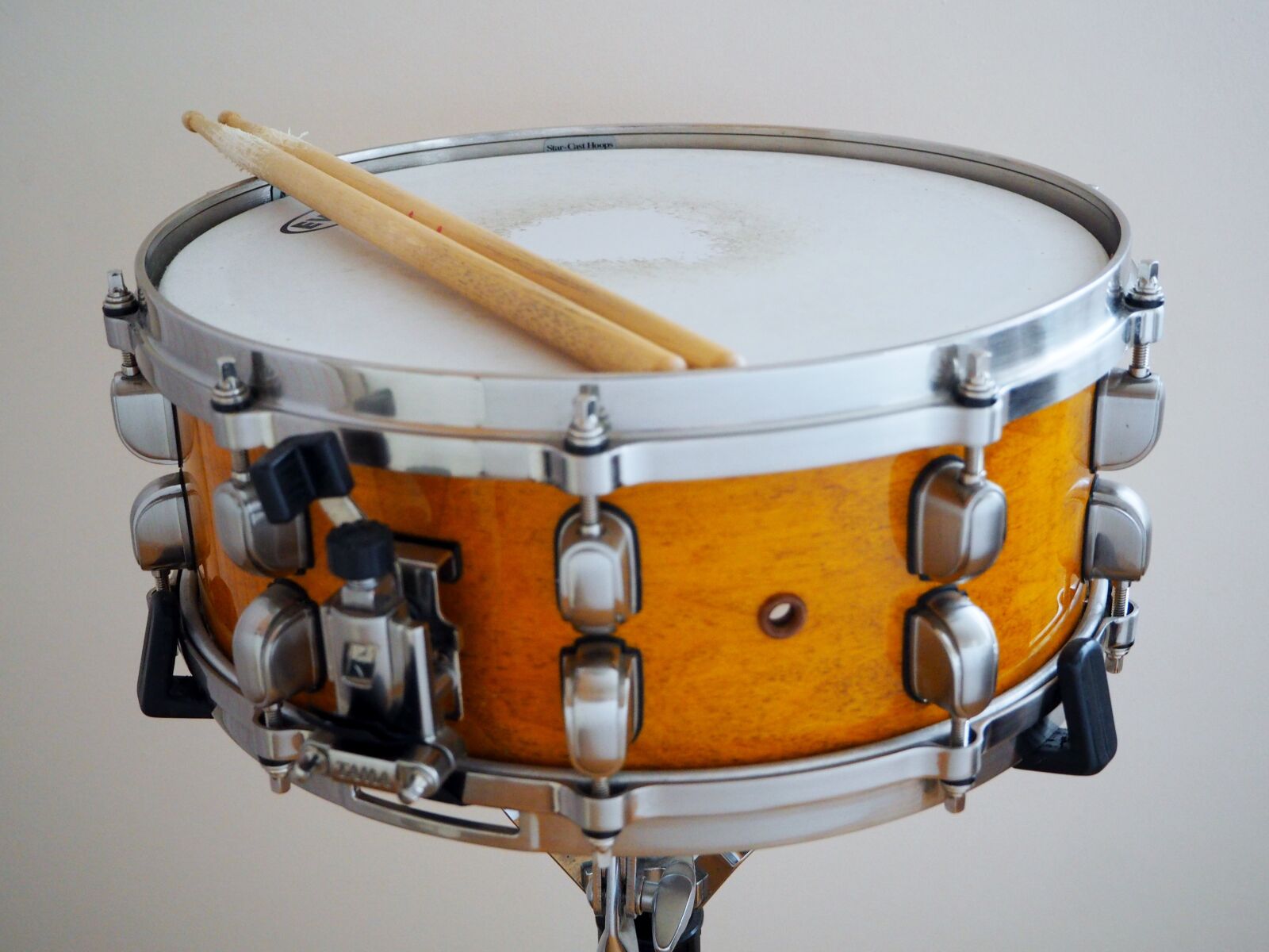 Olympus OM-D E-M10 sample photo. Snare drum, drums, music photography