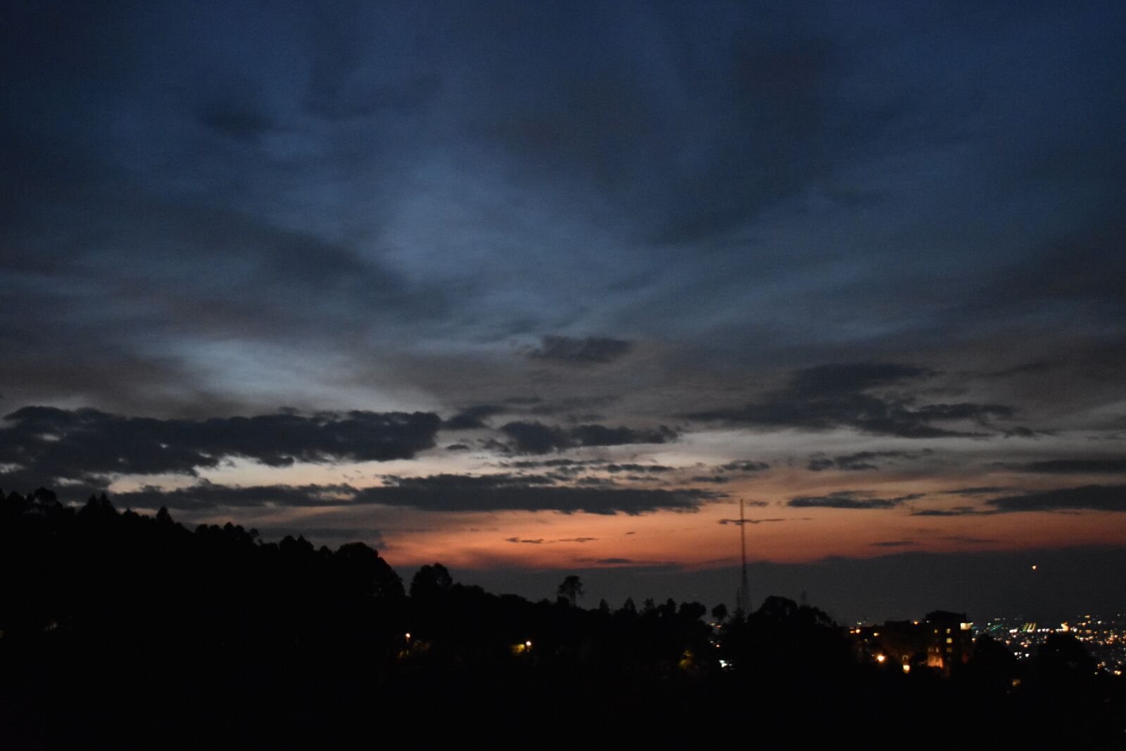 Nikon D3400 sample photo. Bogotá, chapinero alto, sunset photography