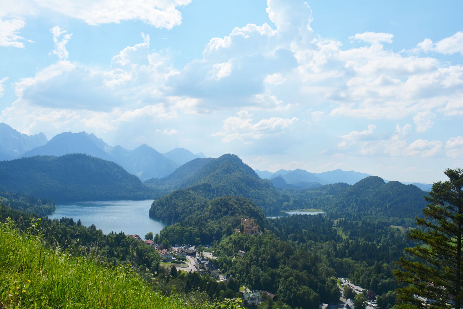 Nikon D5200 sample photo. Castle, lake, mountains photography