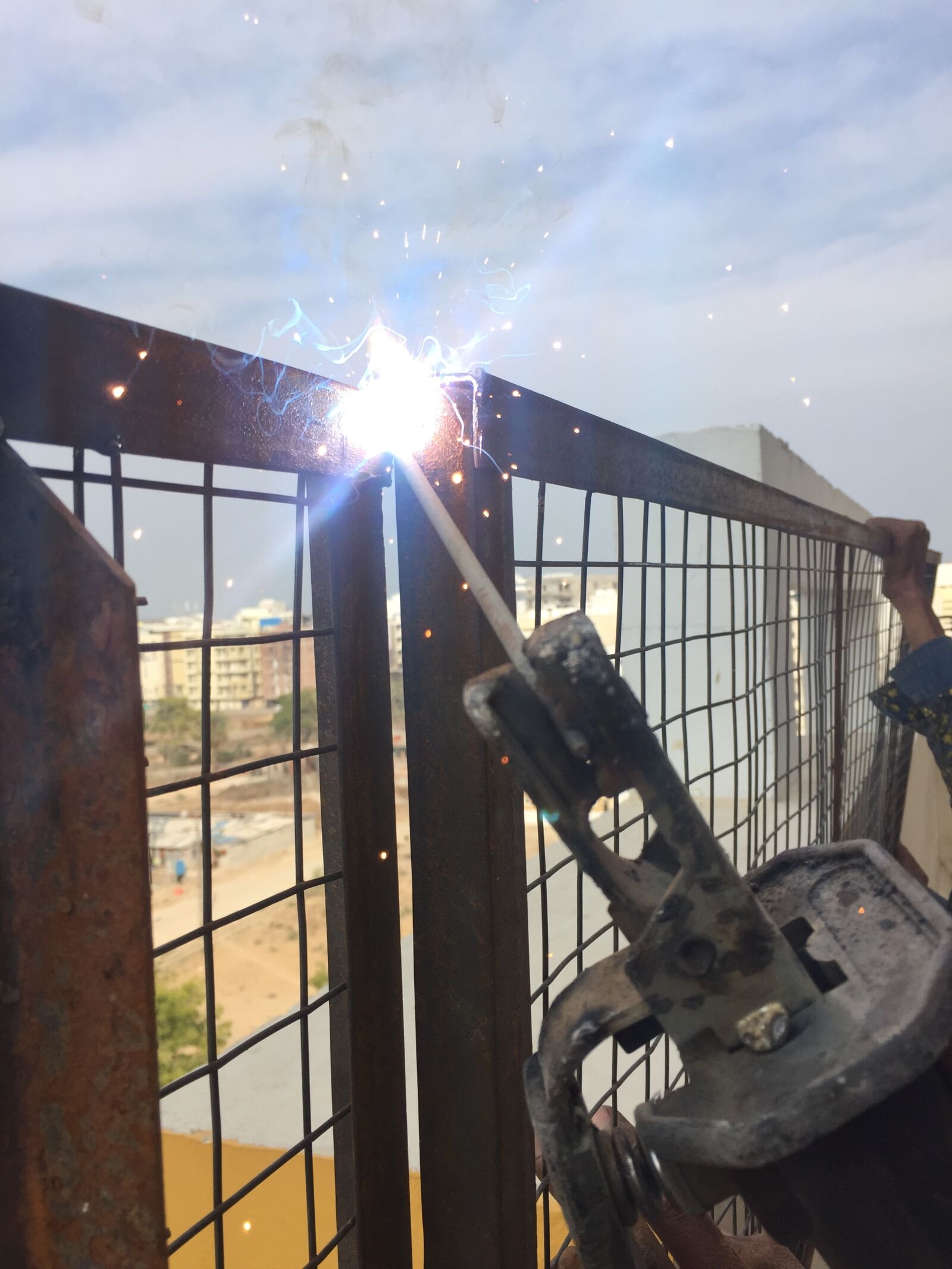 Apple iPhone 6 sample photo. Welding photography