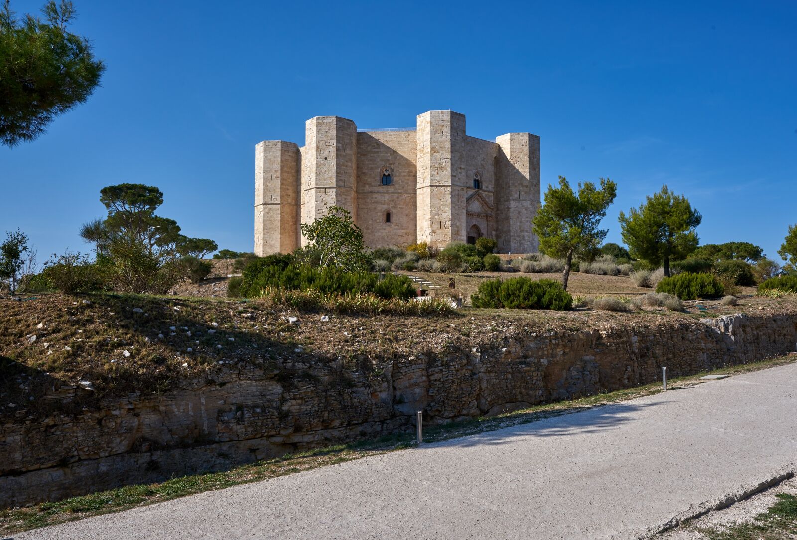 Sony a7R II sample photo. Castel del monte, italy photography