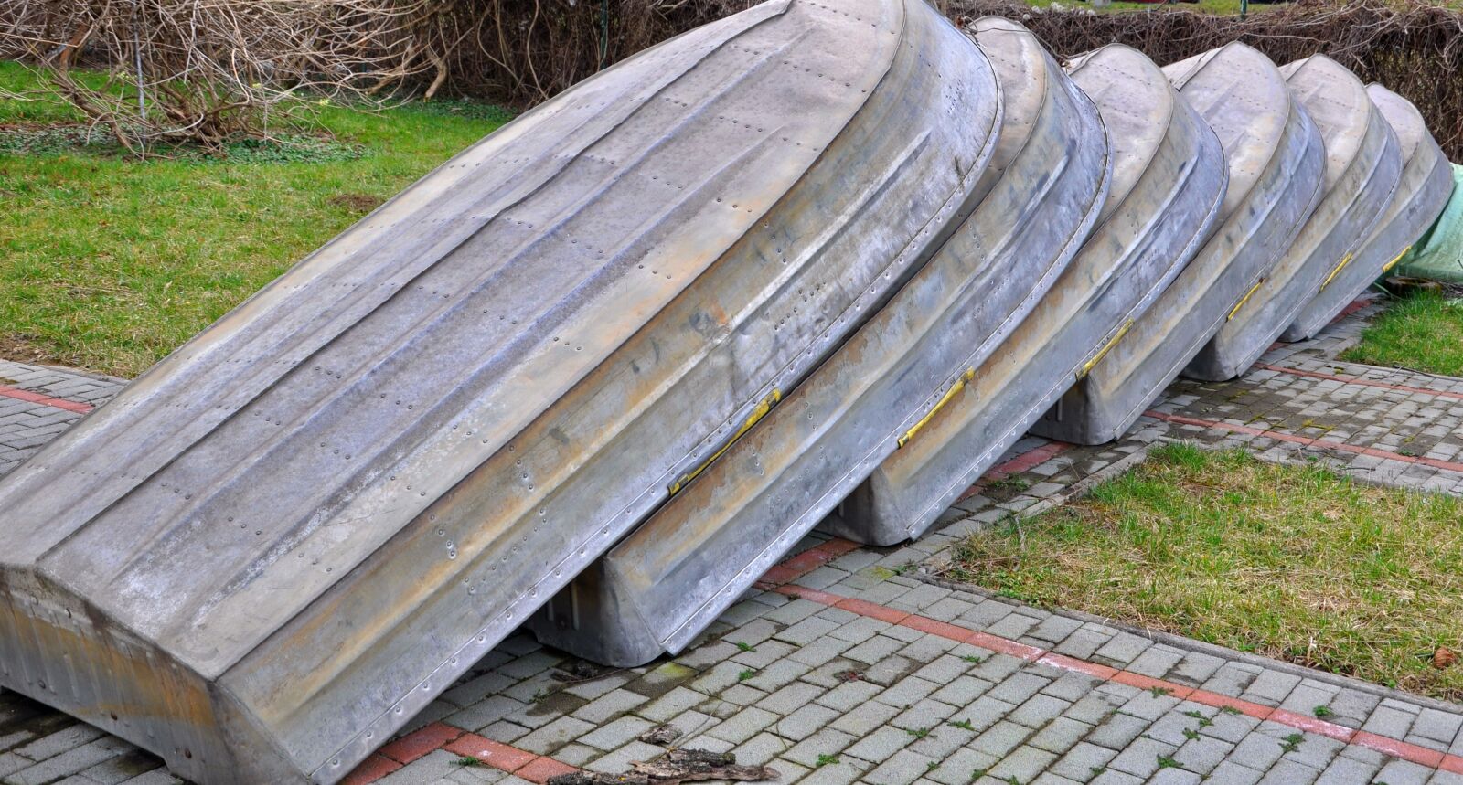 Nikon D90 sample photo. Line, winter, expectations photography