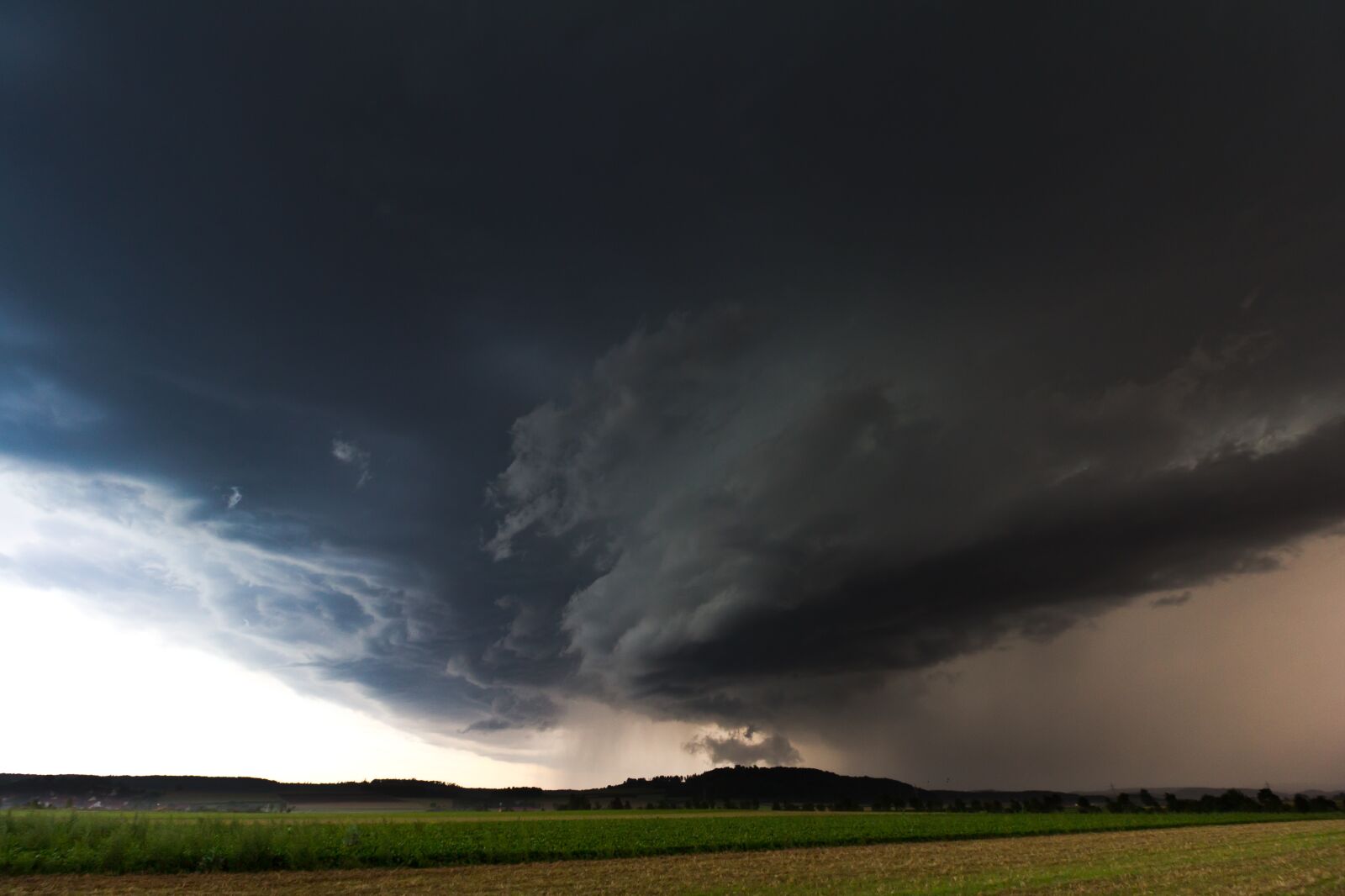 Canon EOS 60D sample photo. Thunderstorm, storm, super cell photography