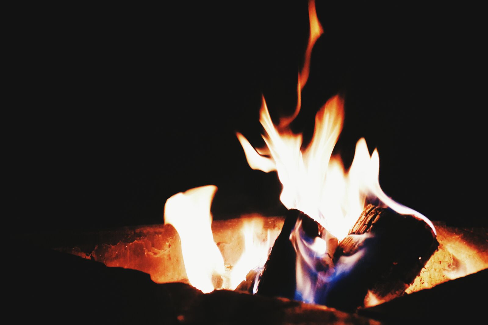 Samsung Galaxy S4 sample photo. Fire photography