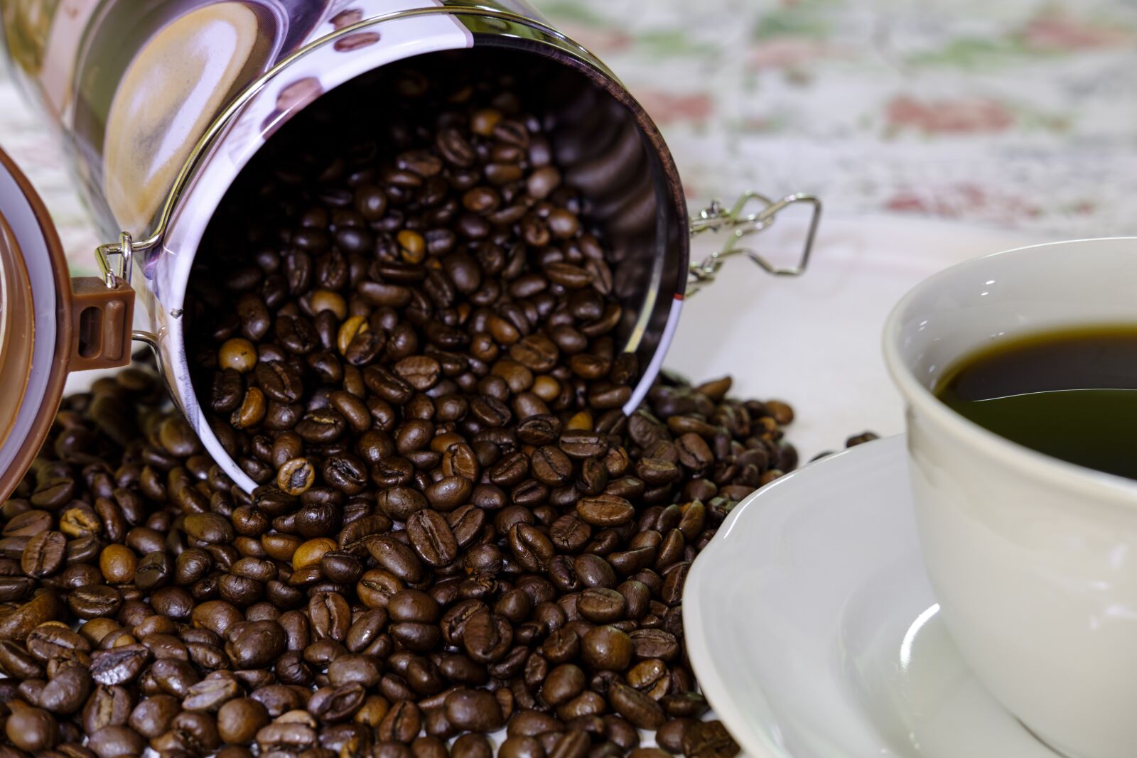 Fujifilm X-T2 + Fujifilm XF 35mm F2 R WR sample photo. Coffee beans, coffee, coffee photography