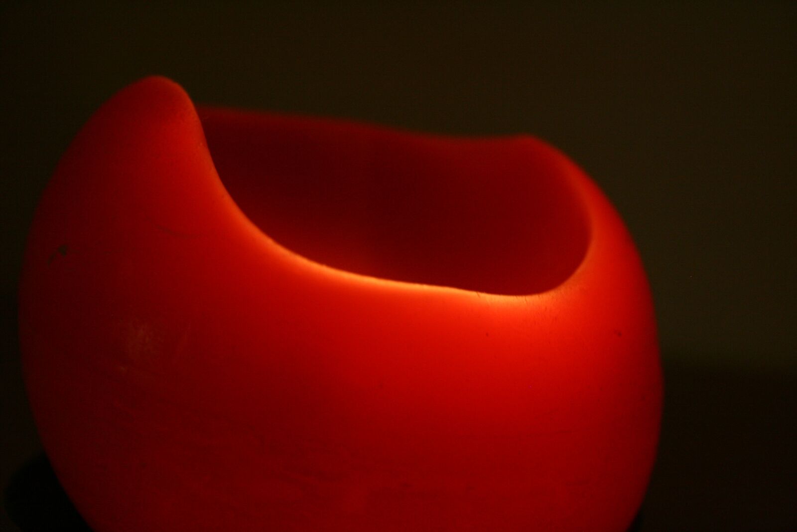 Canon EOS 400D (EOS Digital Rebel XTi / EOS Kiss Digital X) sample photo. Candle, mood, macro photography