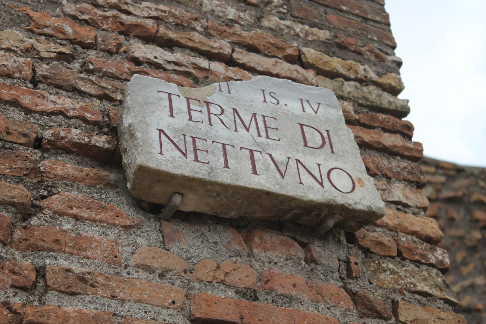Canon EOS 1100D (EOS Rebel T3 / EOS Kiss X50) sample photo. Ostia, italy, history photography