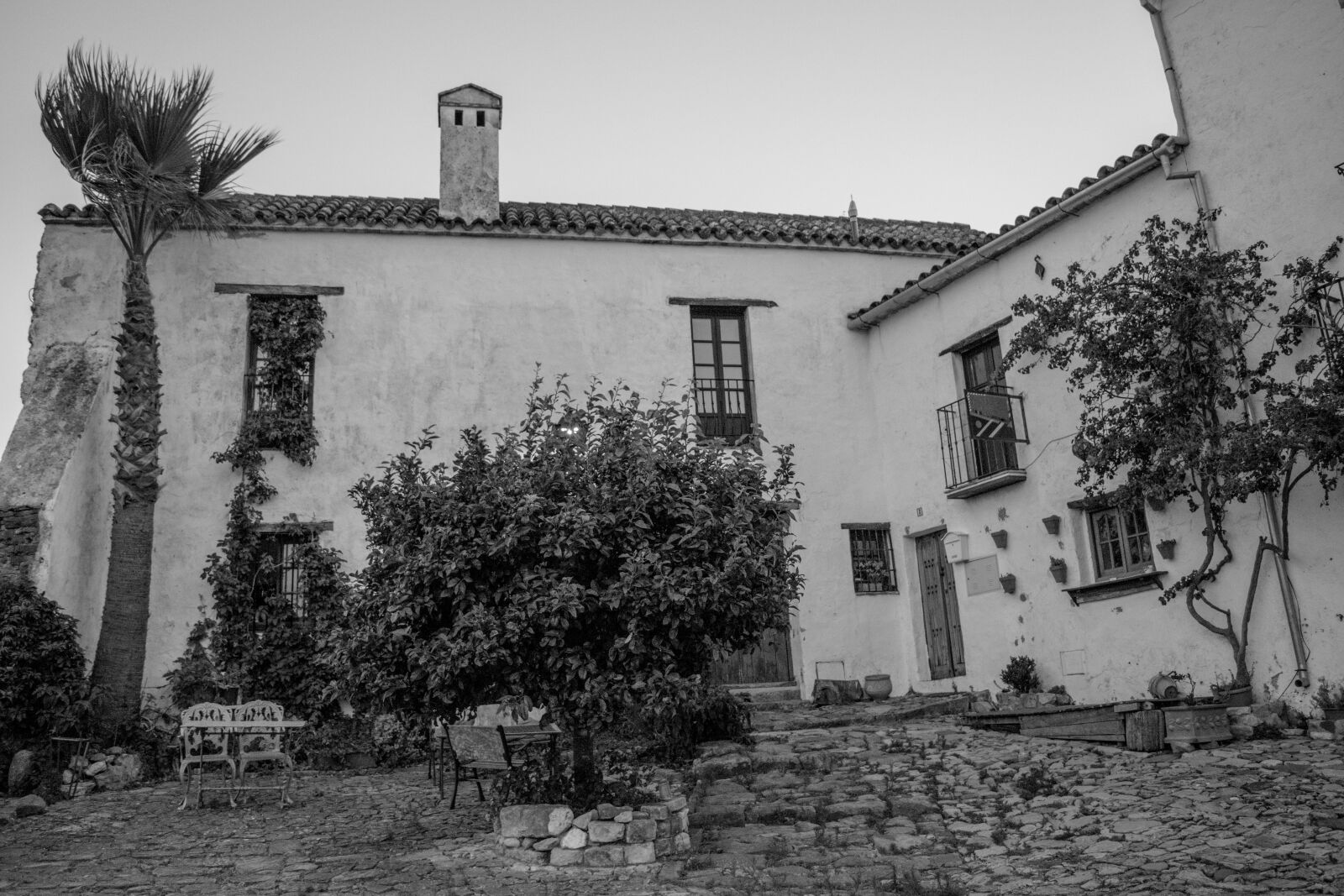 Nikon D5500 sample photo. Castle, people, rural photography