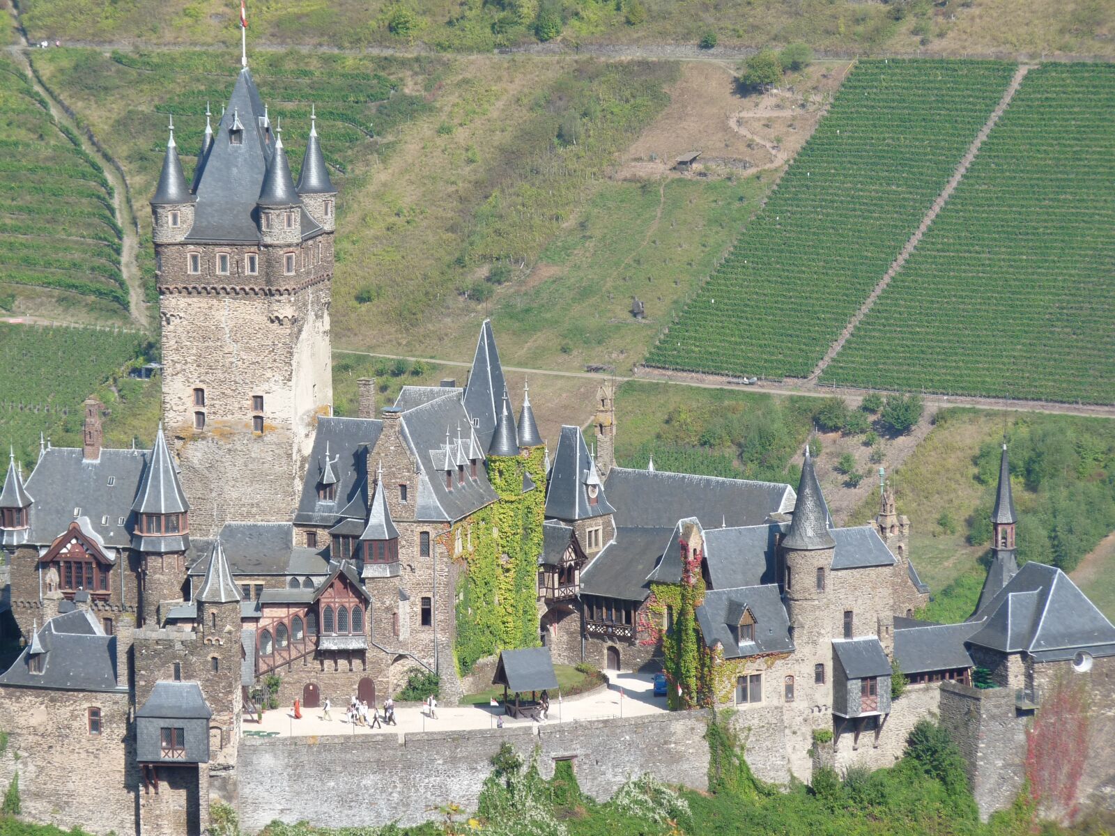 Panasonic Lumix DMC-FZ28 sample photo. Germany, castle, tower photography