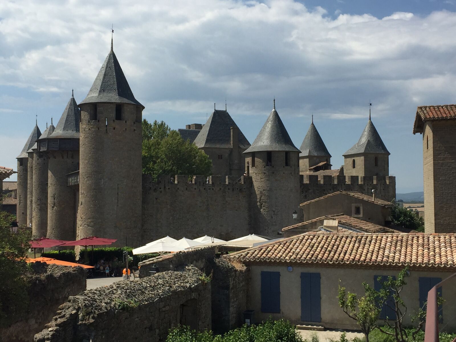 iPhone 6 back camera 4.15mm f/2.2 sample photo. Carcassonne, france, old town photography