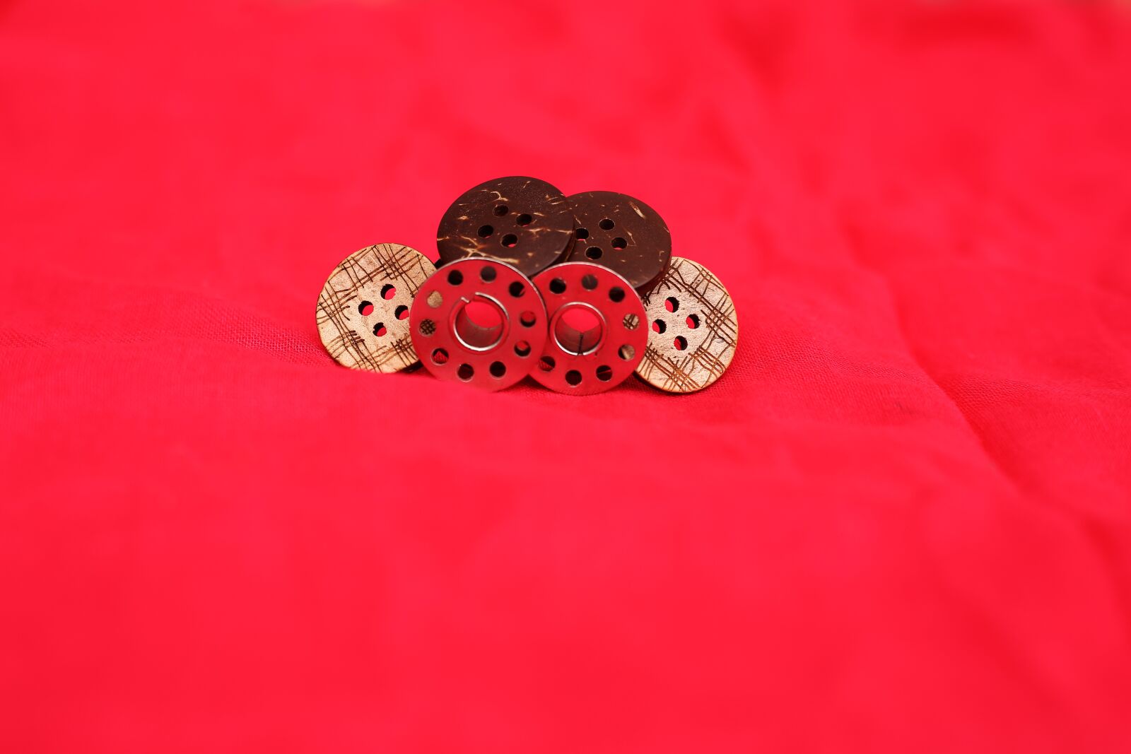 Canon EF 50mm F1.8 STM sample photo. Bobbin, machine, sewing photography