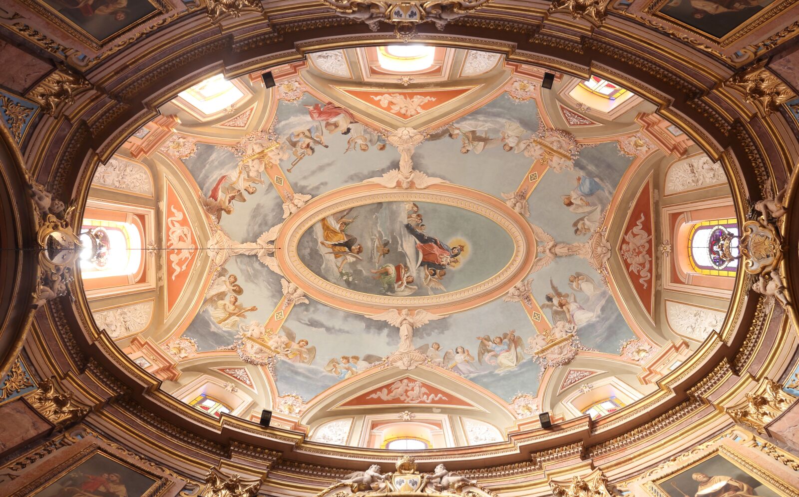 Canon EOS 550D (EOS Rebel T2i / EOS Kiss X4) sample photo. Malta, mdina, ceiling photography