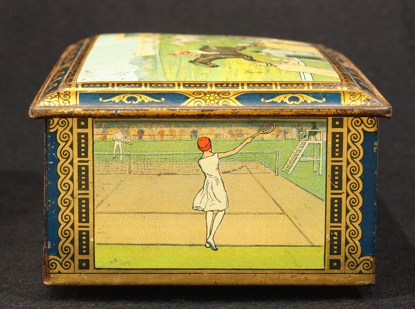 OLYMPUS M.12-50mm F3.5-6.3 sample photo. Biscuit, box, tin photography