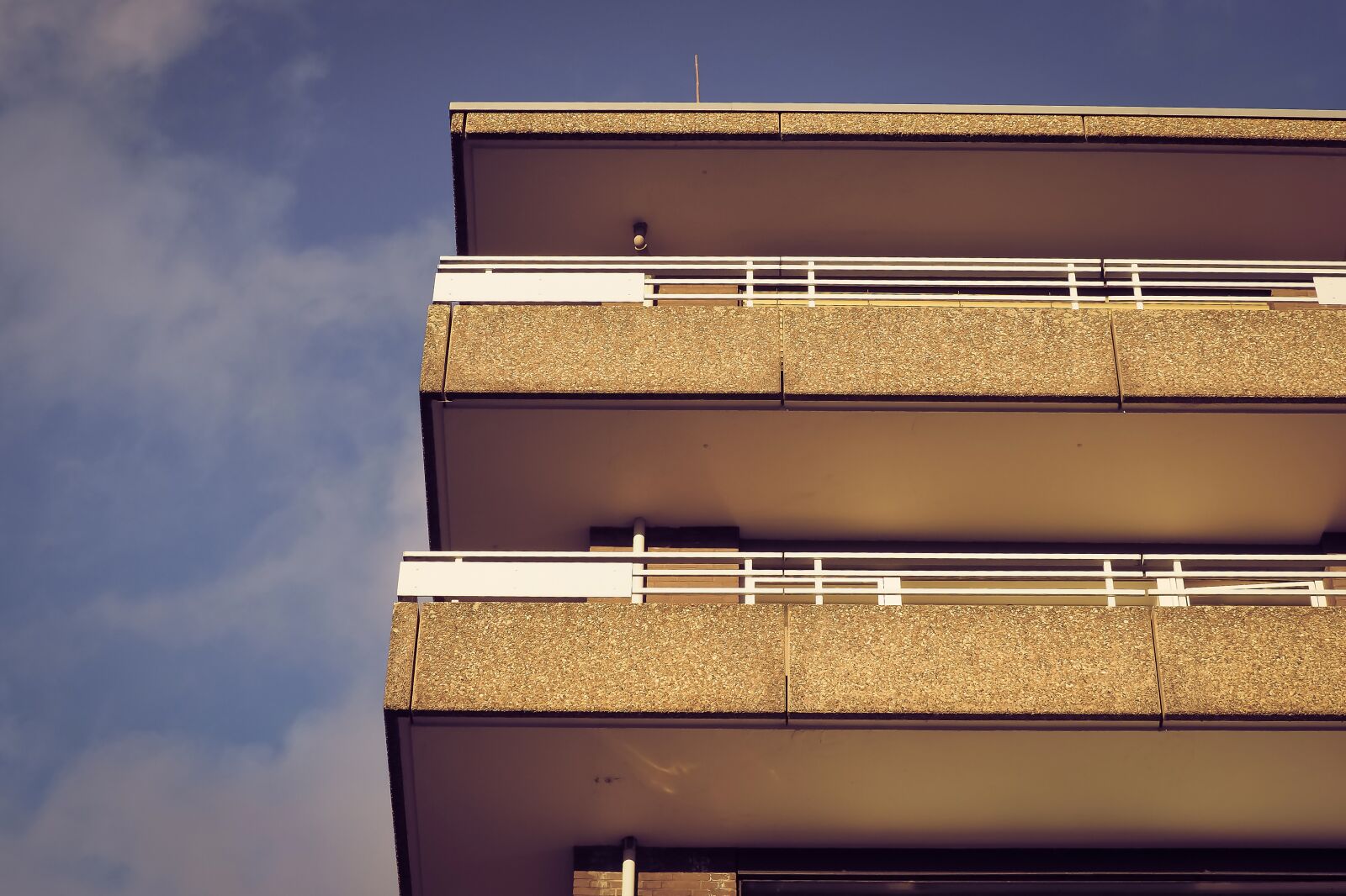 Olympus OM-D E-M10 sample photo. Architecture, facade, building photography