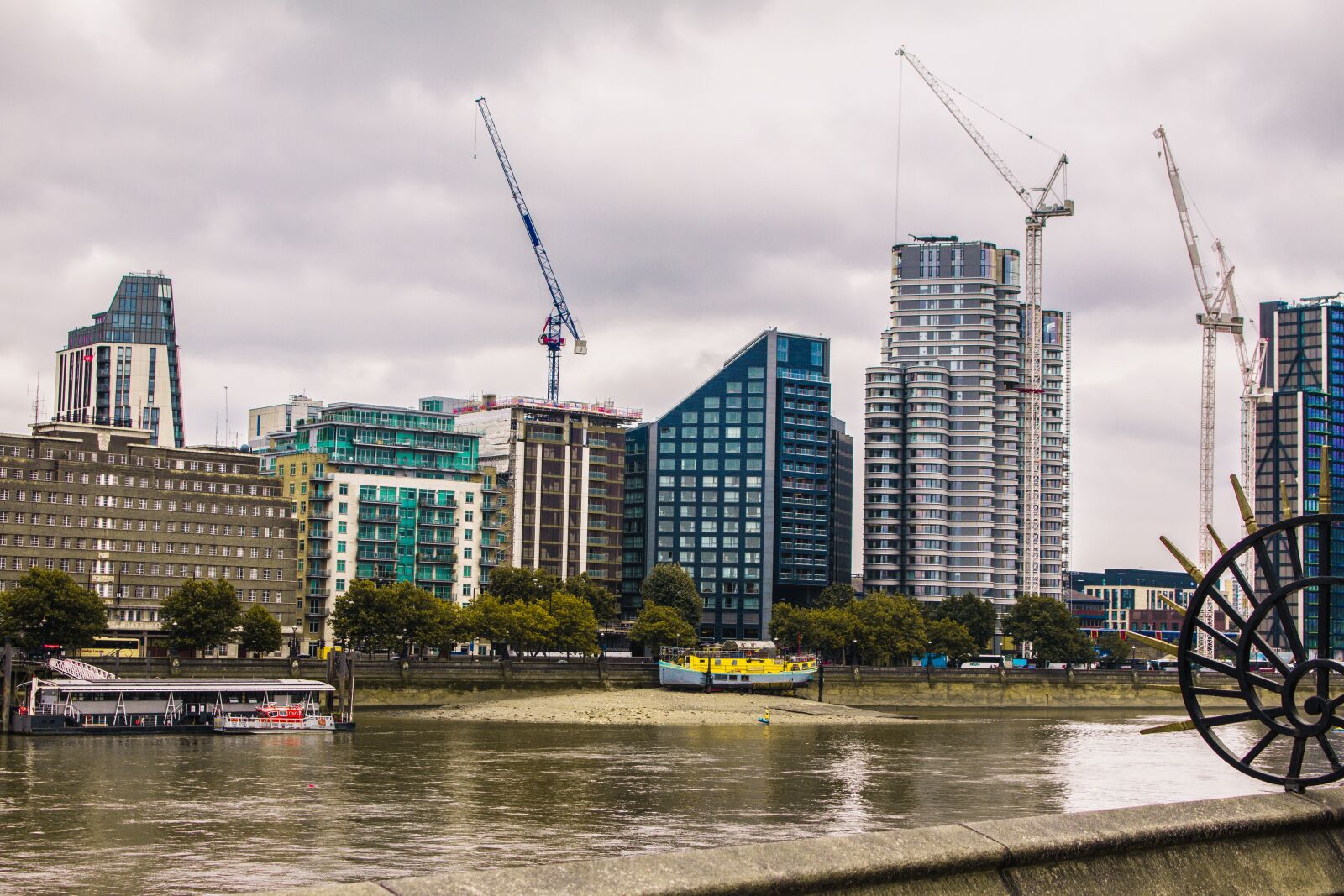 Canon EOS 70D sample photo. Skyline, london, england photography
