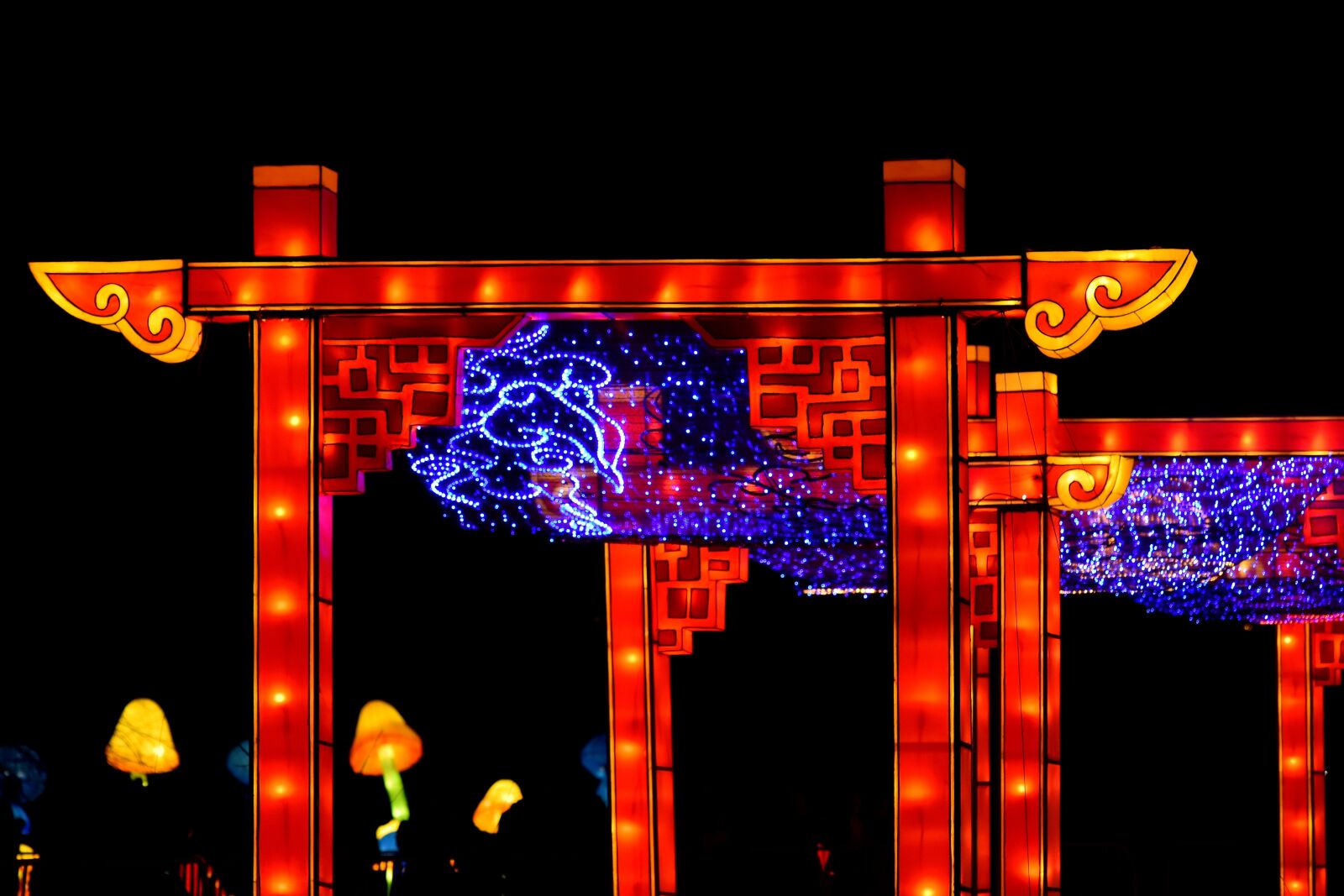 Nikon D5500 sample photo. China, culture, futuristic, gate photography