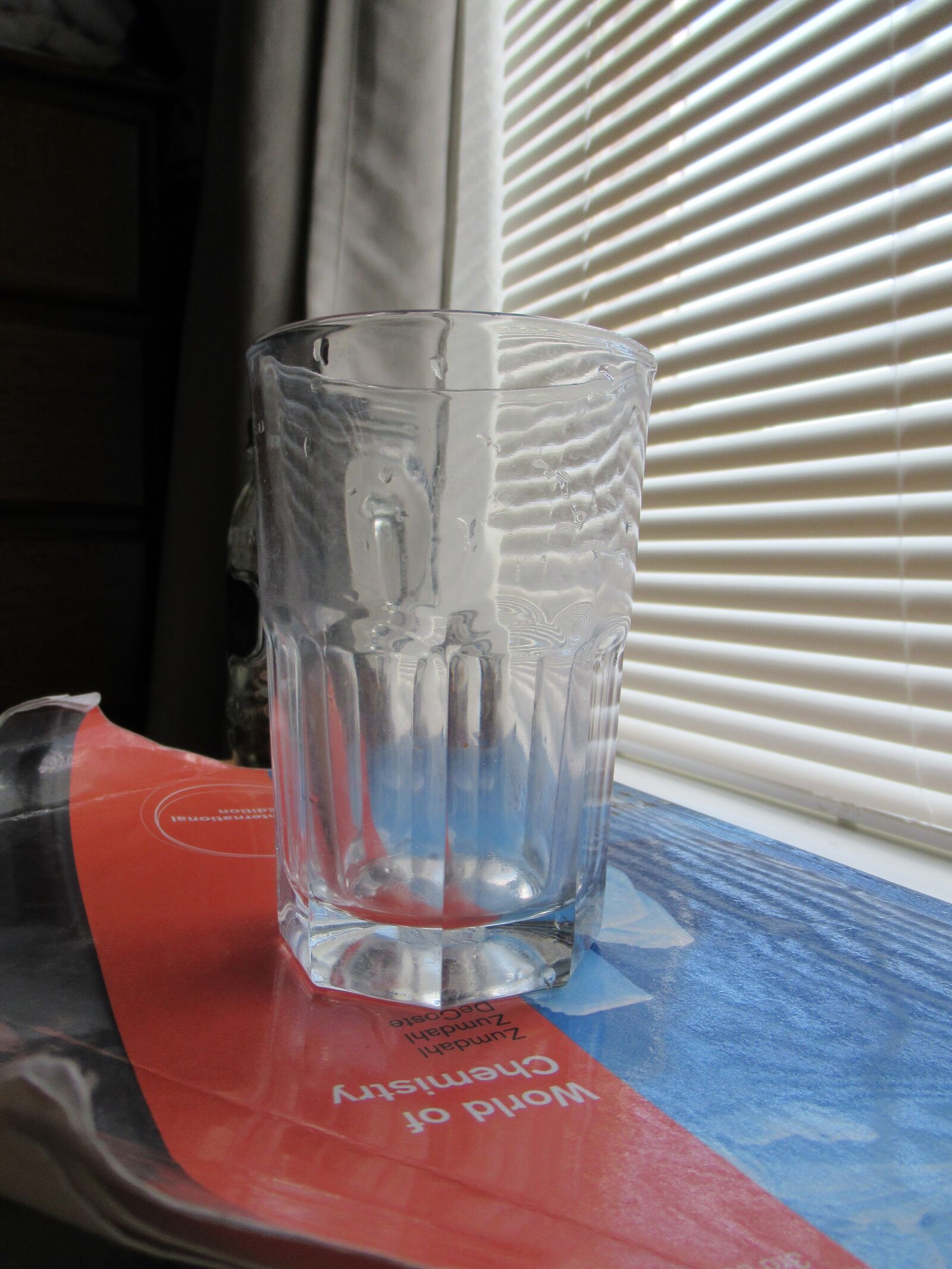 Canon PowerShot SX620 HS sample photo. Cup, glass, book photography