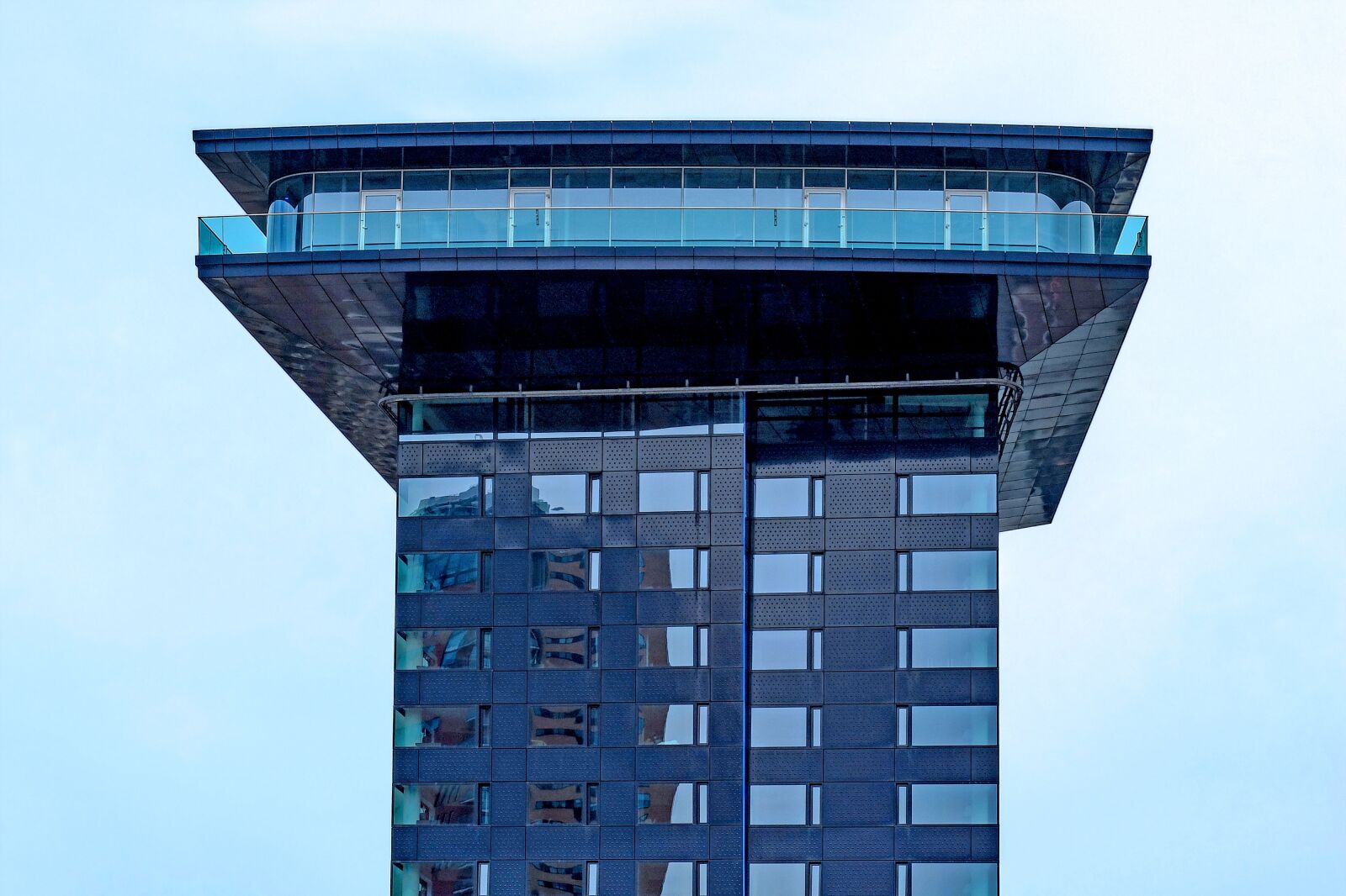 Fujifilm X30 sample photo. Tower, building, skyscraper photography