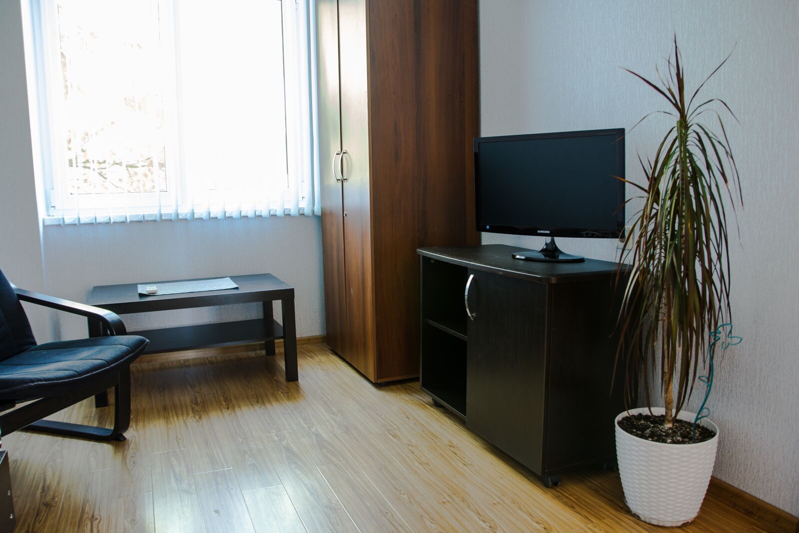 Canon EOS 60D sample photo. Psychologist, psychology, personality photography